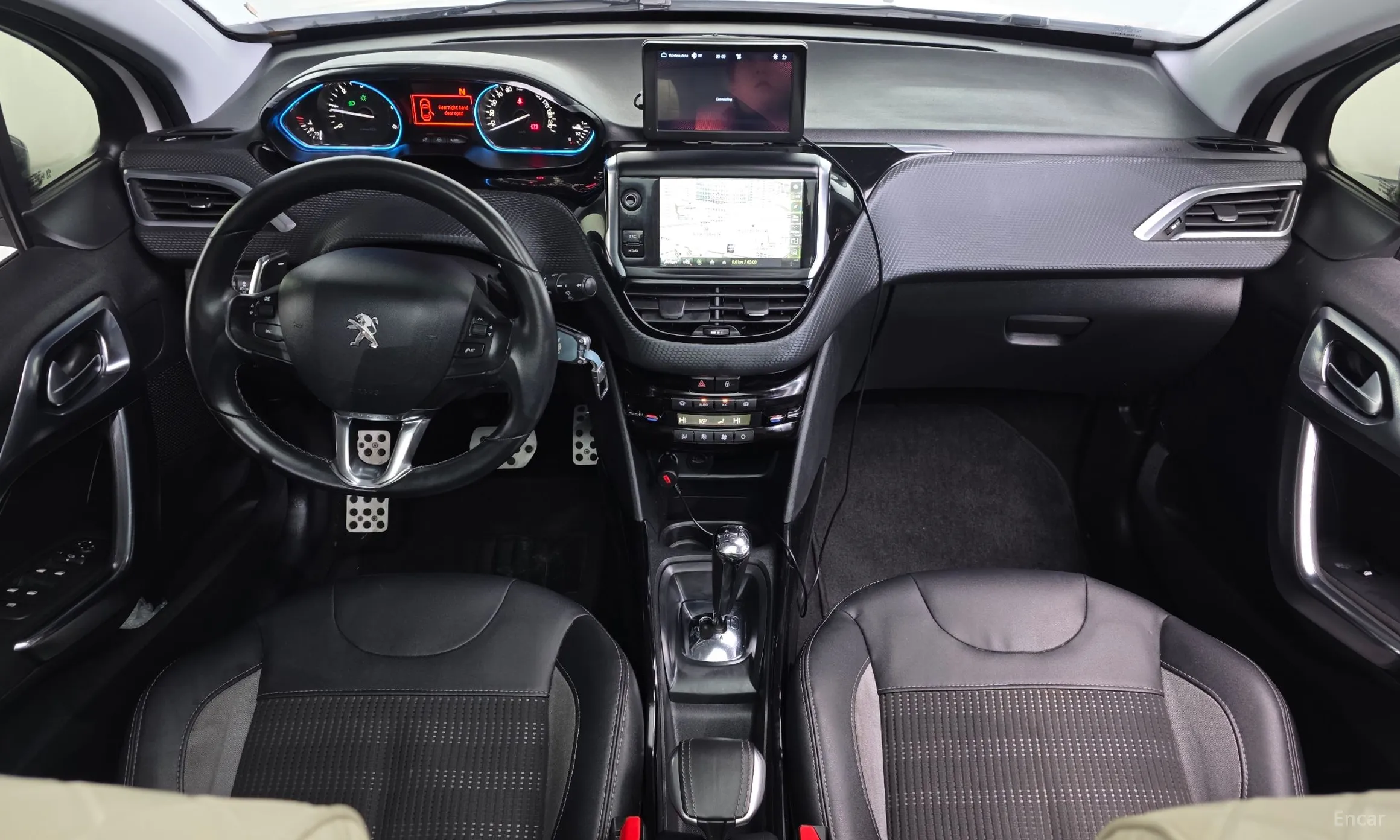Peugeot 2008. превью 7