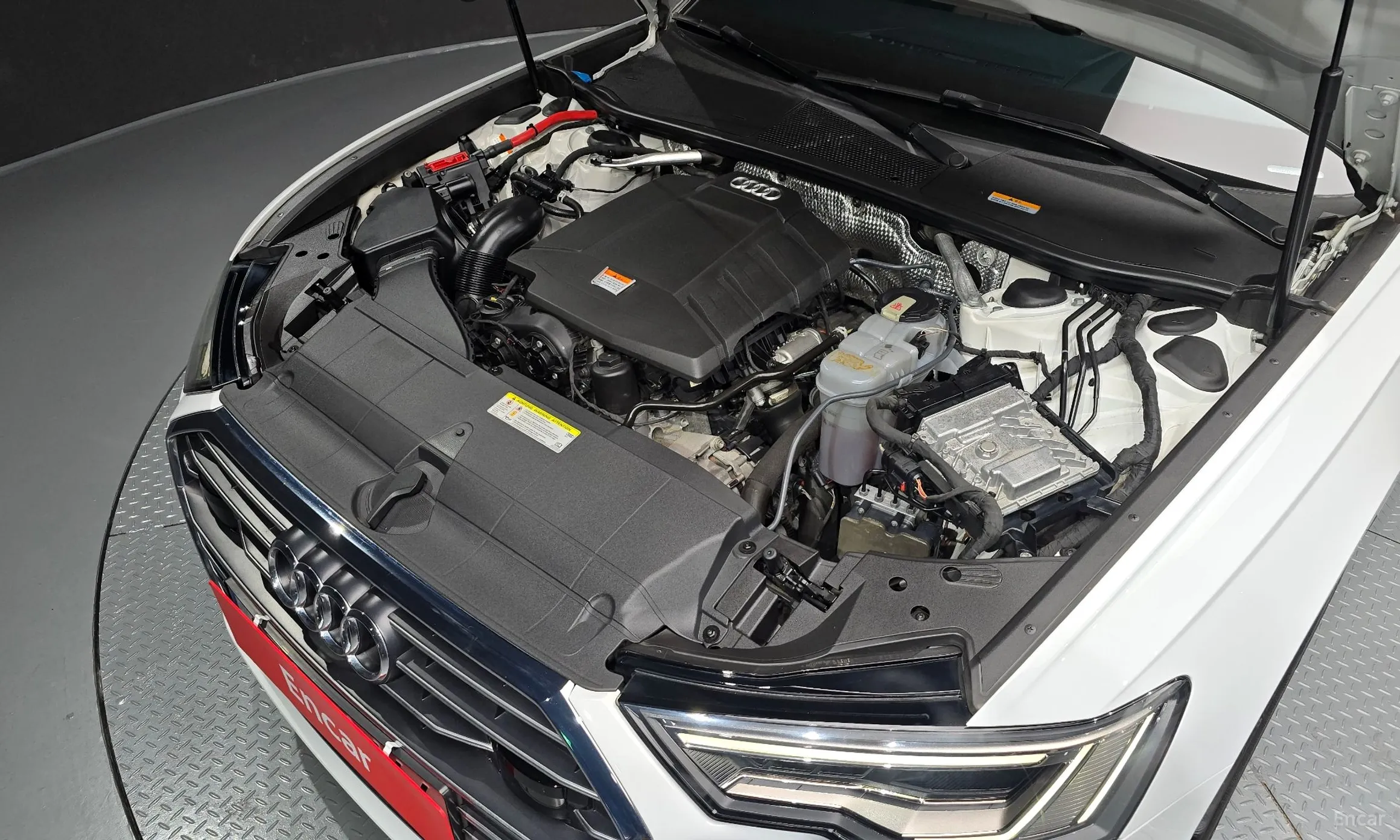 Audi A6 (C8) превью 6