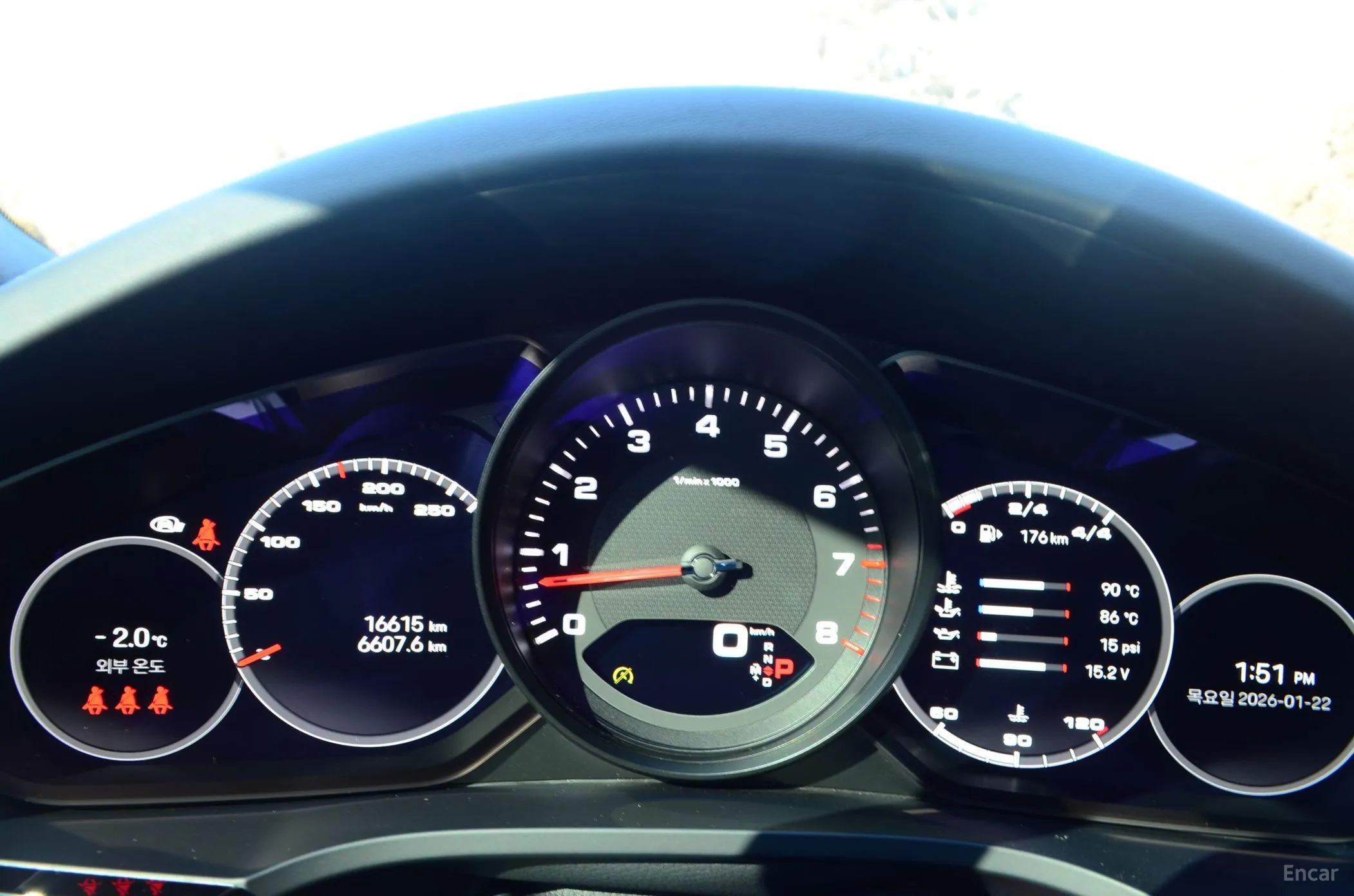 Porsche Cayenne (PO536) превью 8