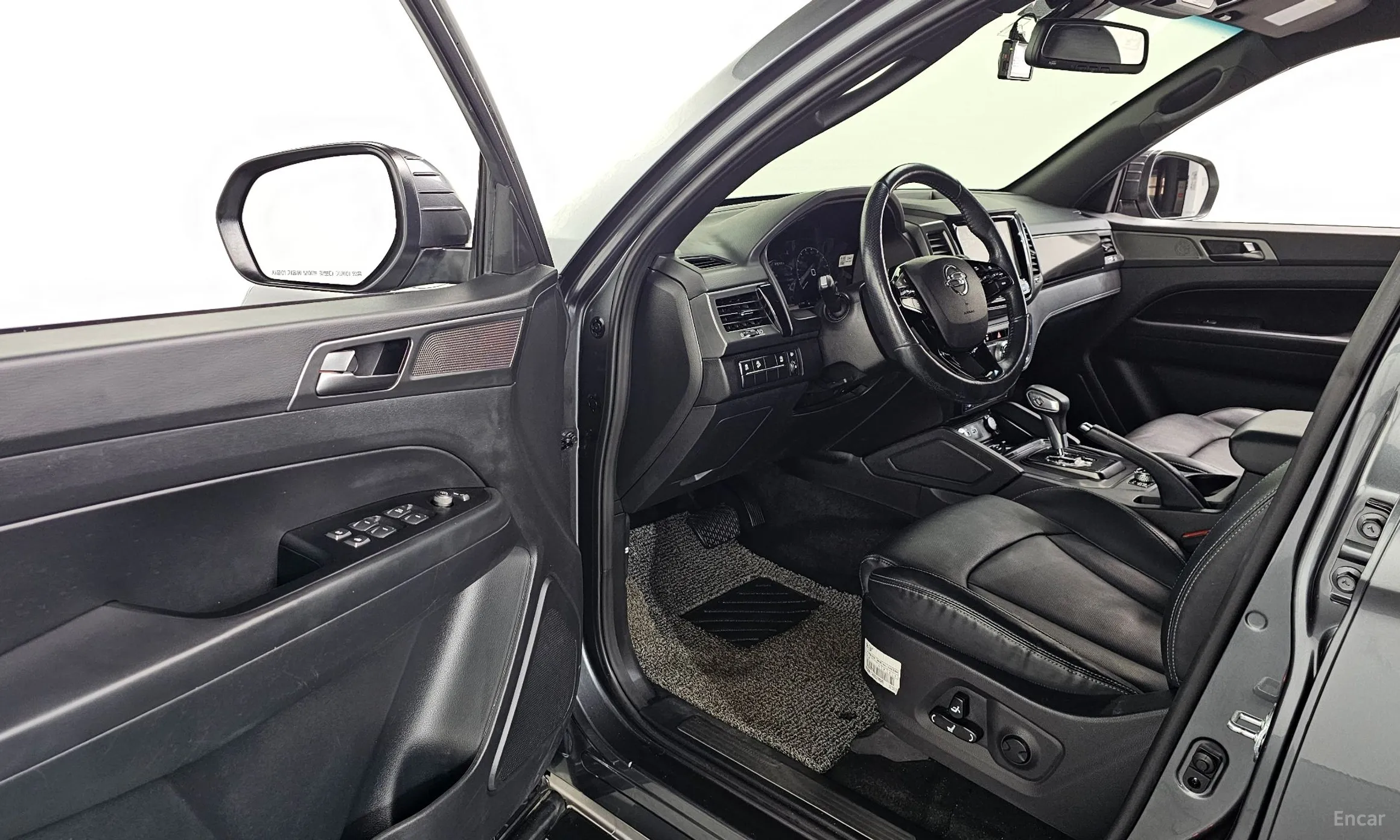 KG Mobility (SsangYong) Rexton Sports превью 11