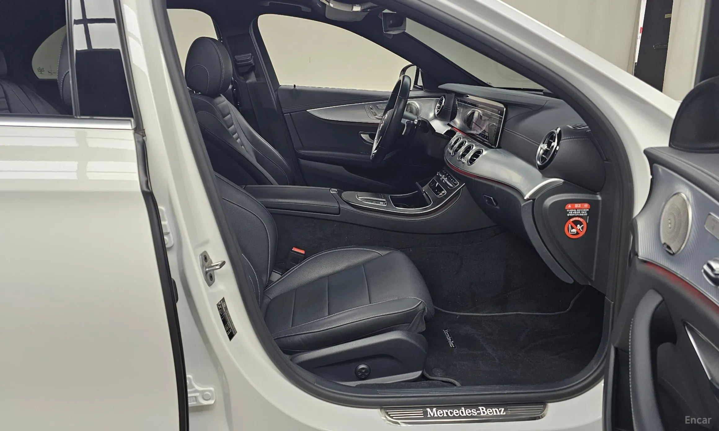 Mercedes Benz E-Class W213 превью 11