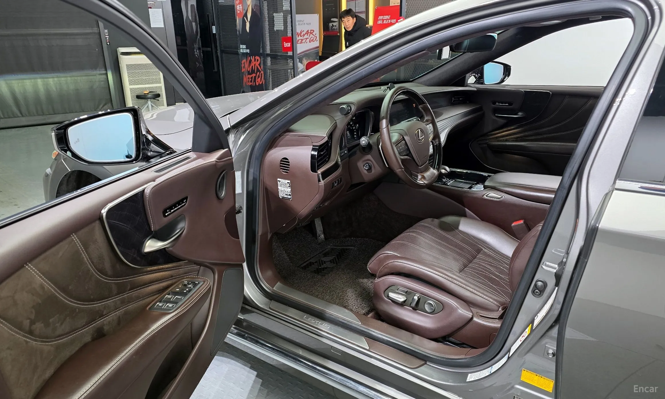 Lexus LS500 5th Generation превью 10