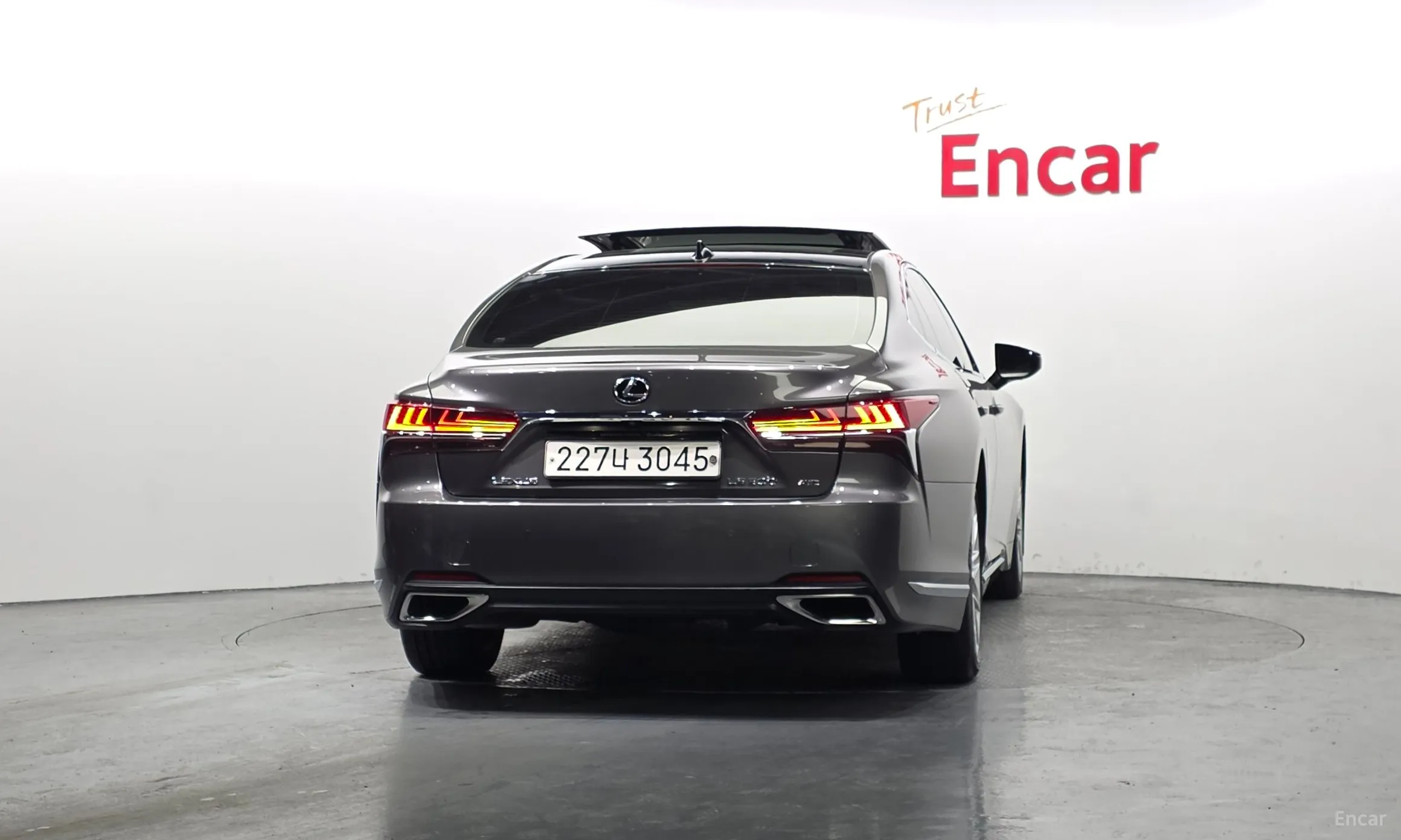 Lexus LS500 5th Generation превью 4