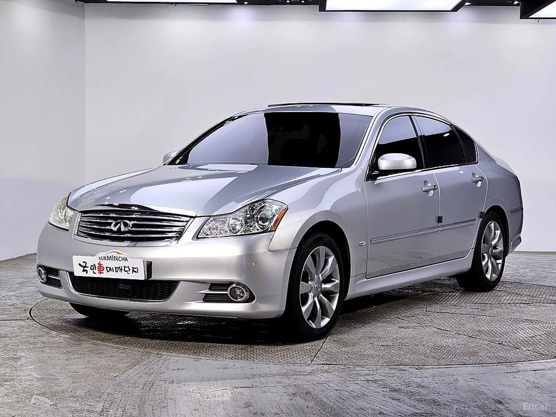 Infiniti M35