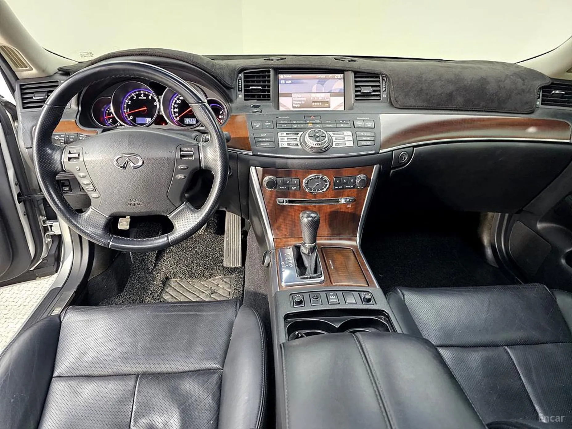 Infiniti M35 превью 5