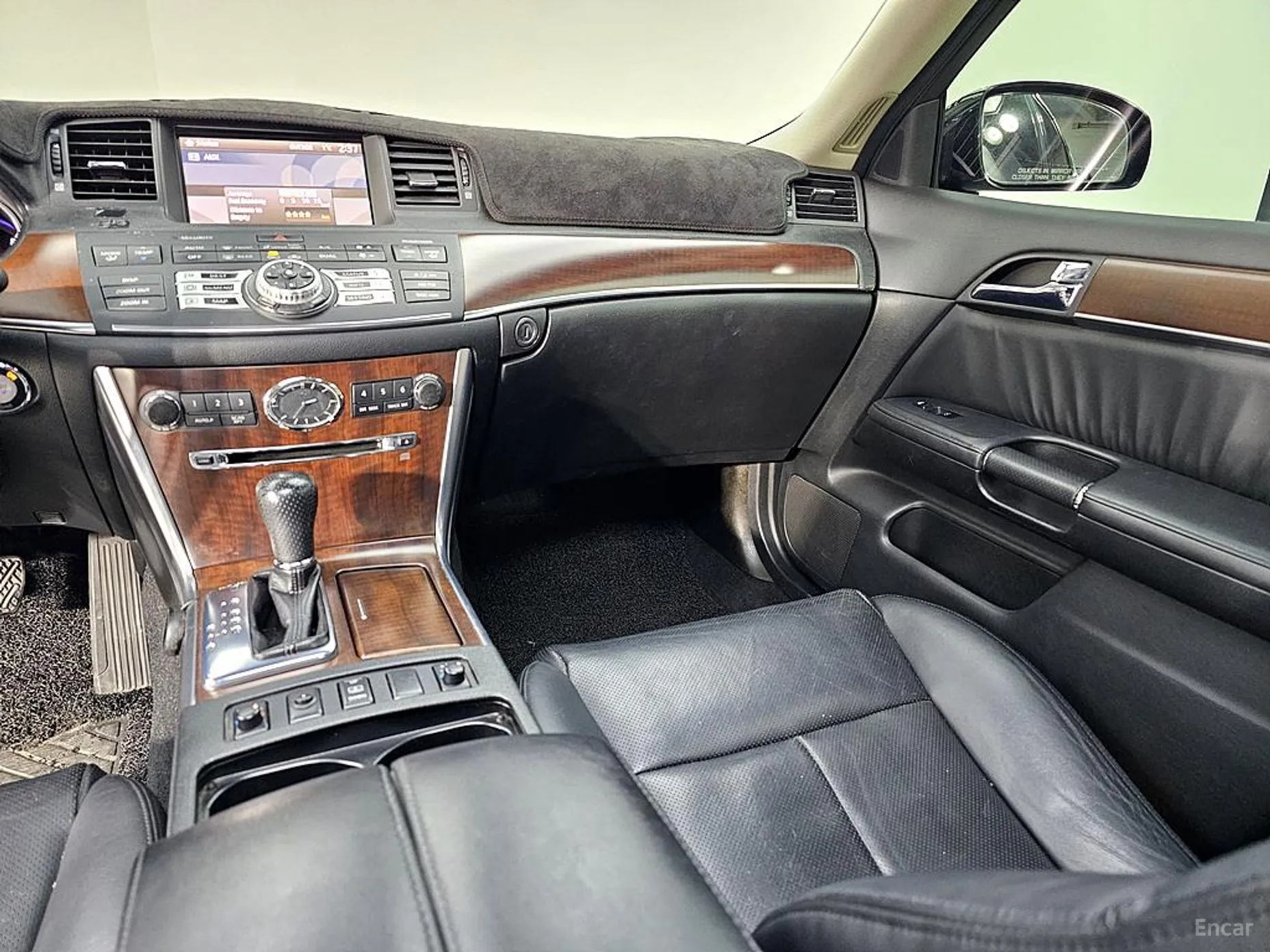 Infiniti M35 превью 9