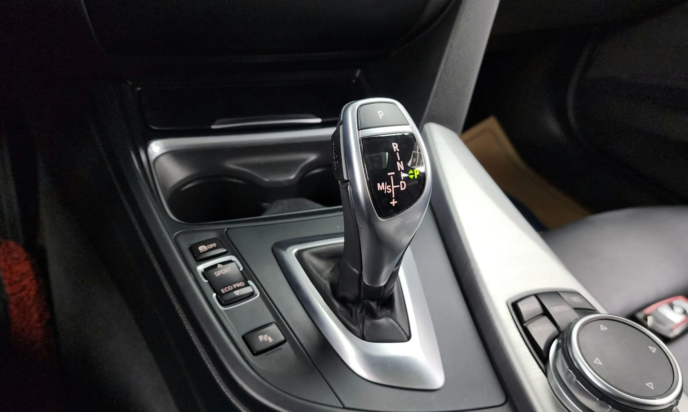BMW 3 Series (F30) превью 11