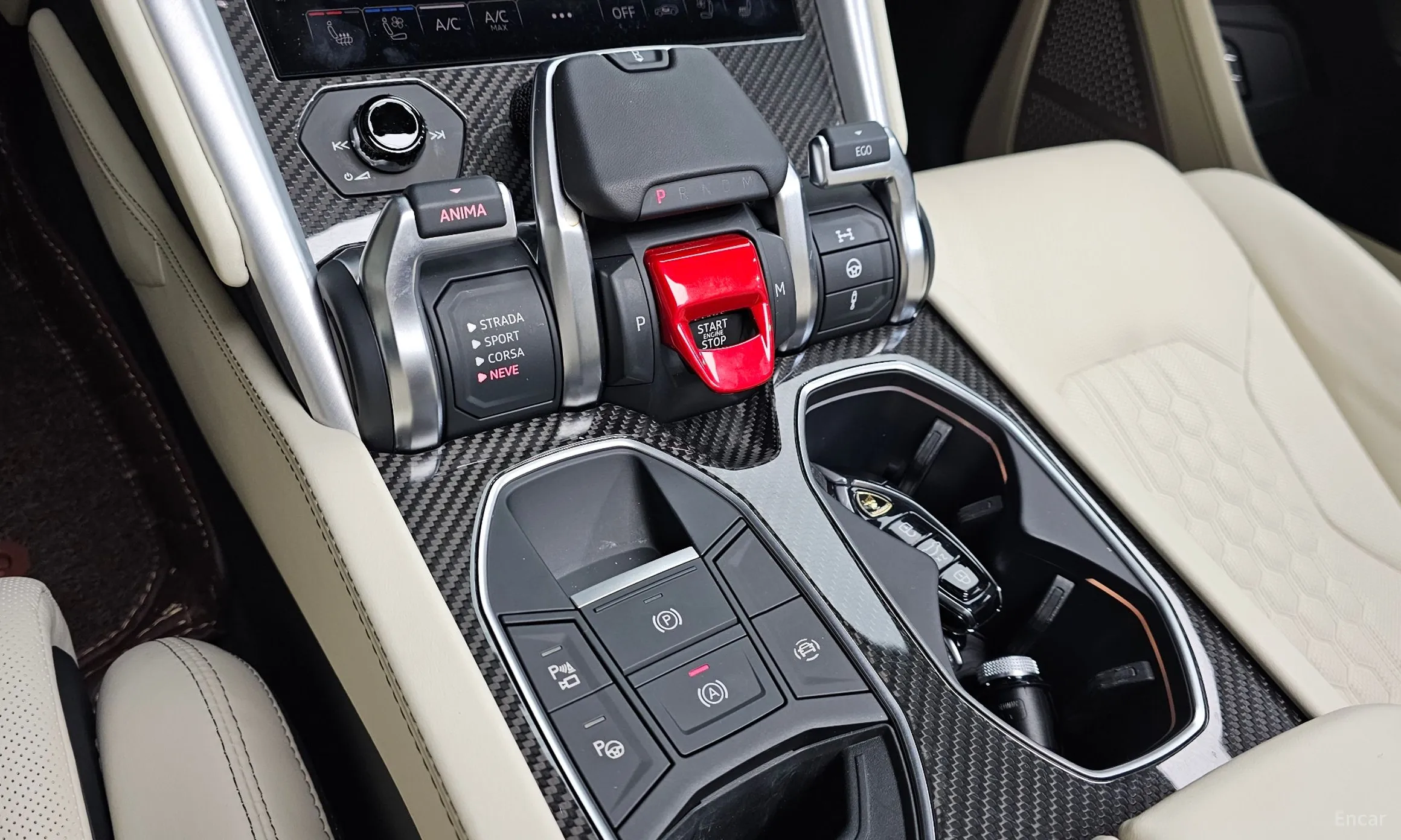Lamborghini Urus превью 9