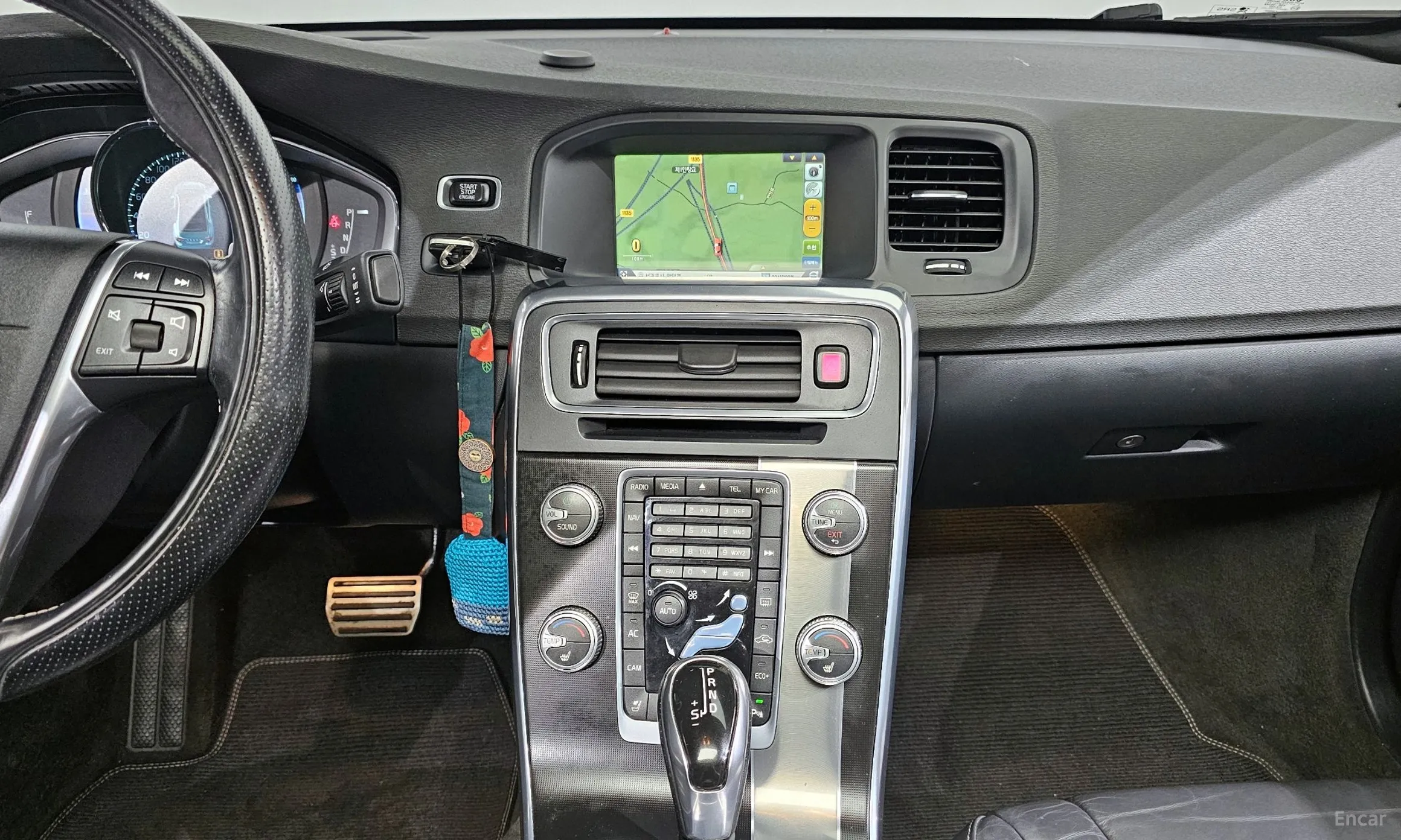 Volvo S60 превью 19