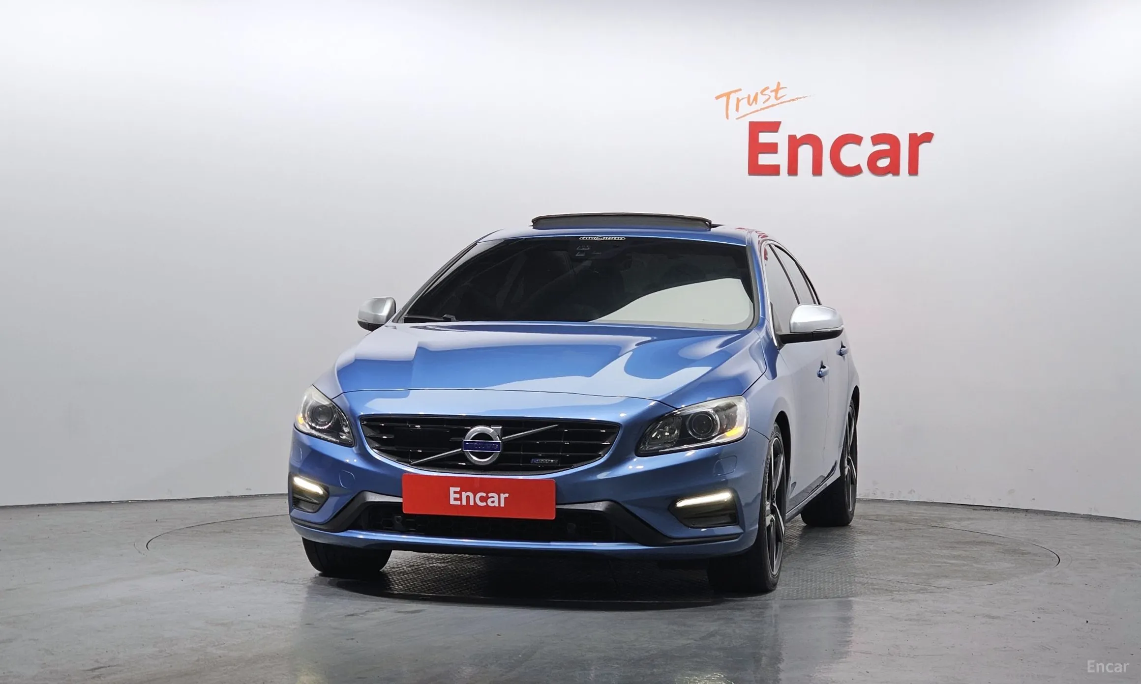 Volvo S60 превью 3