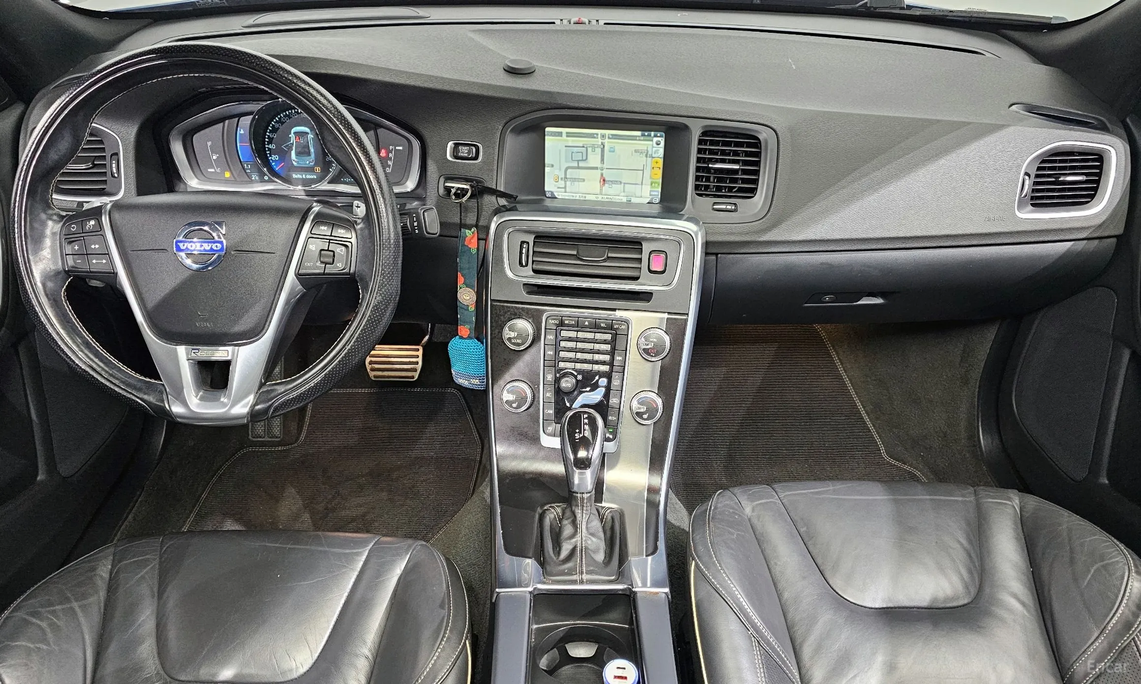 Volvo S60 превью 7