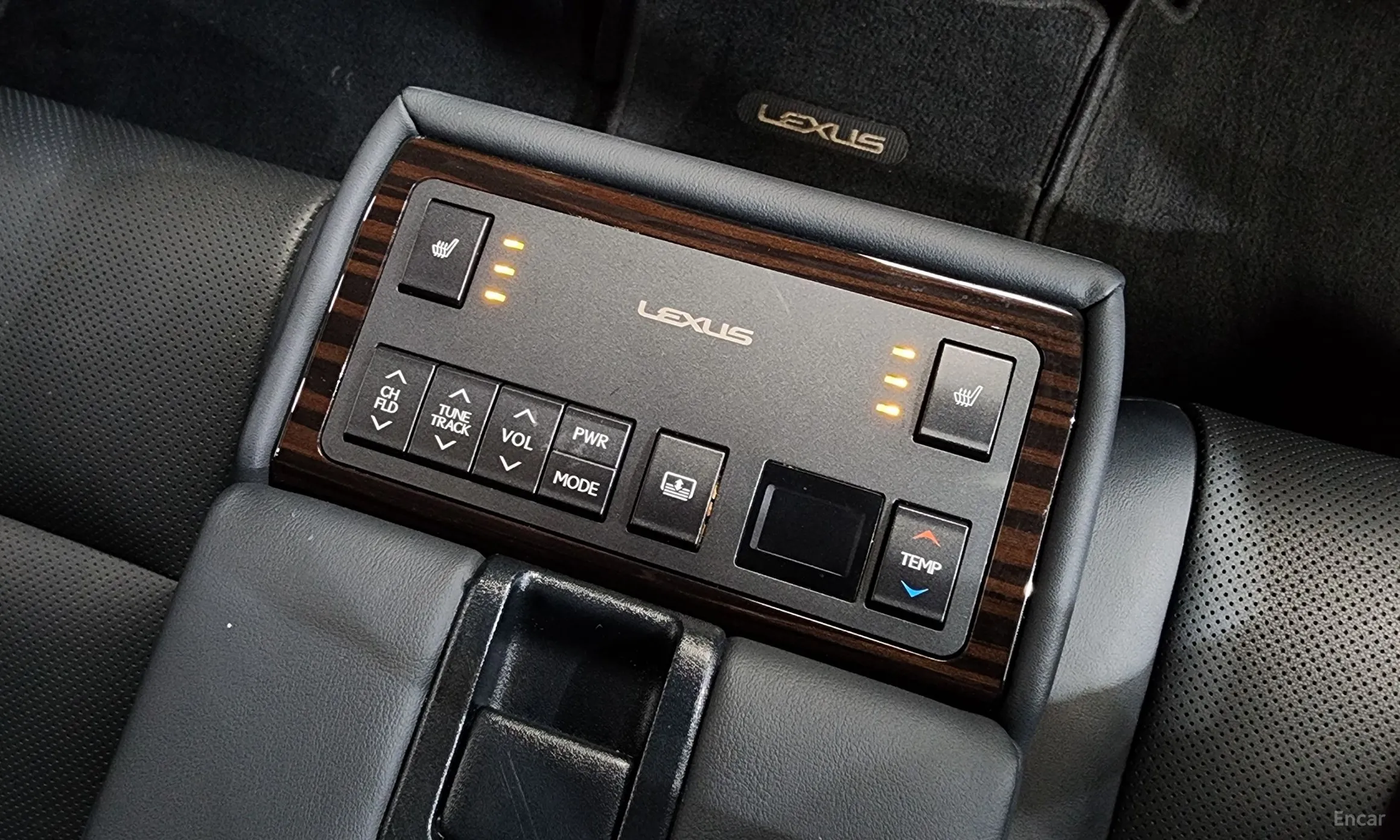 Lexus New ES300h превью 18