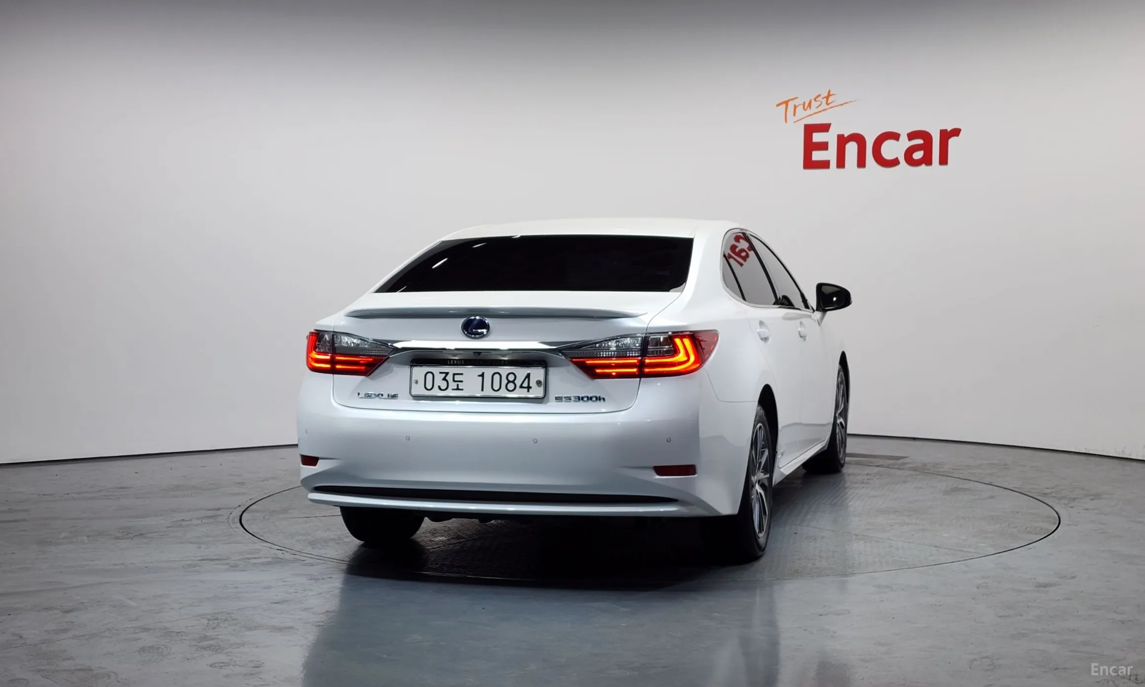 Lexus New ES300h превью 4