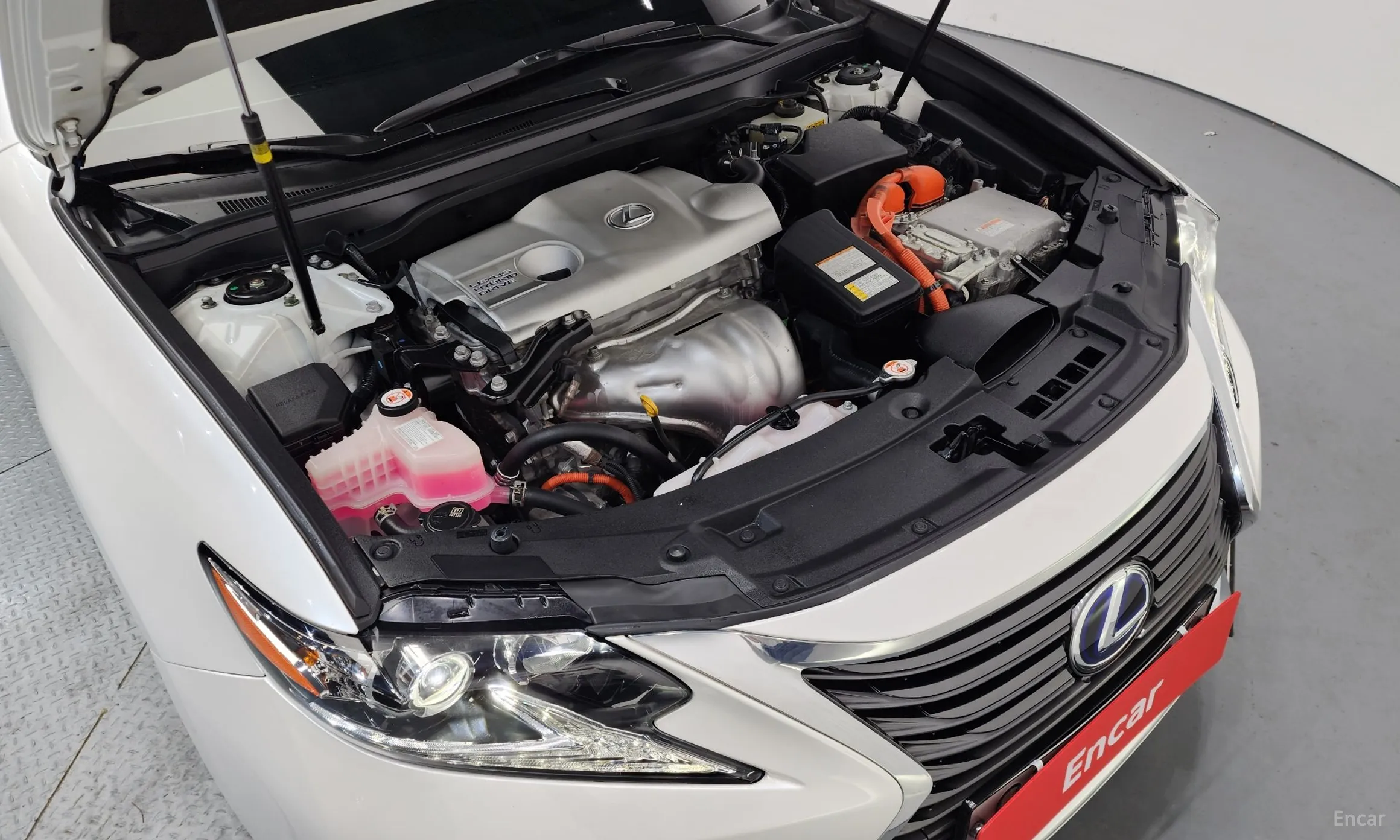 Lexus New ES300h превью 6