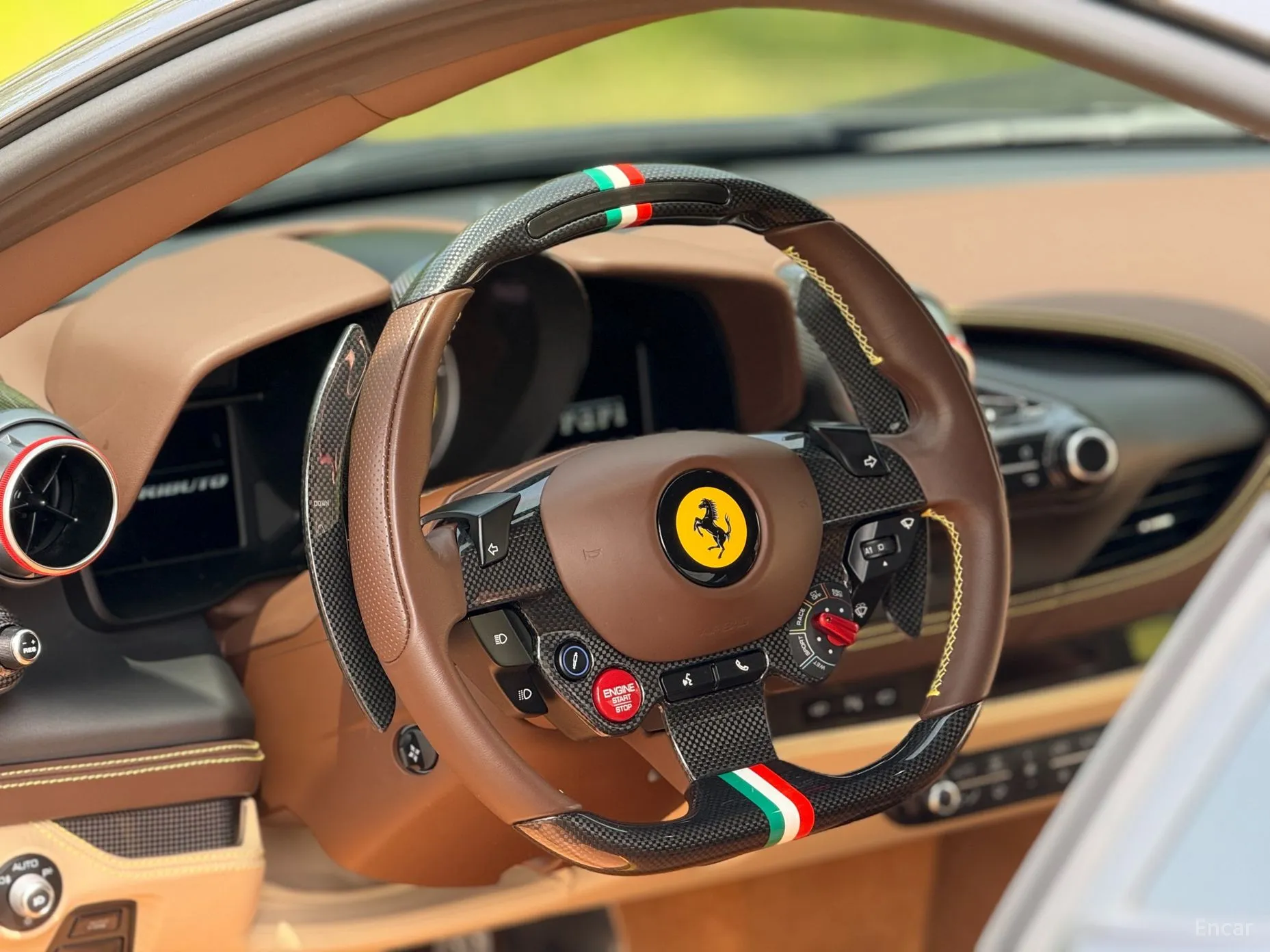 Ferrari F8 Tributo превью 15