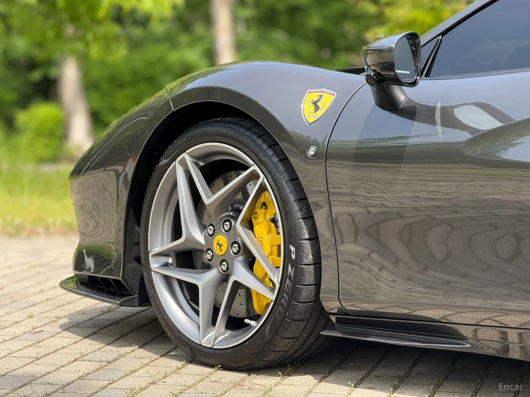 Ferrari F8 Tributo превью 18