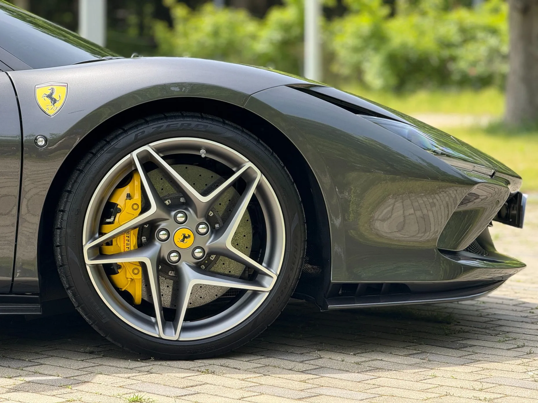 Ferrari F8 Tributo превью 5