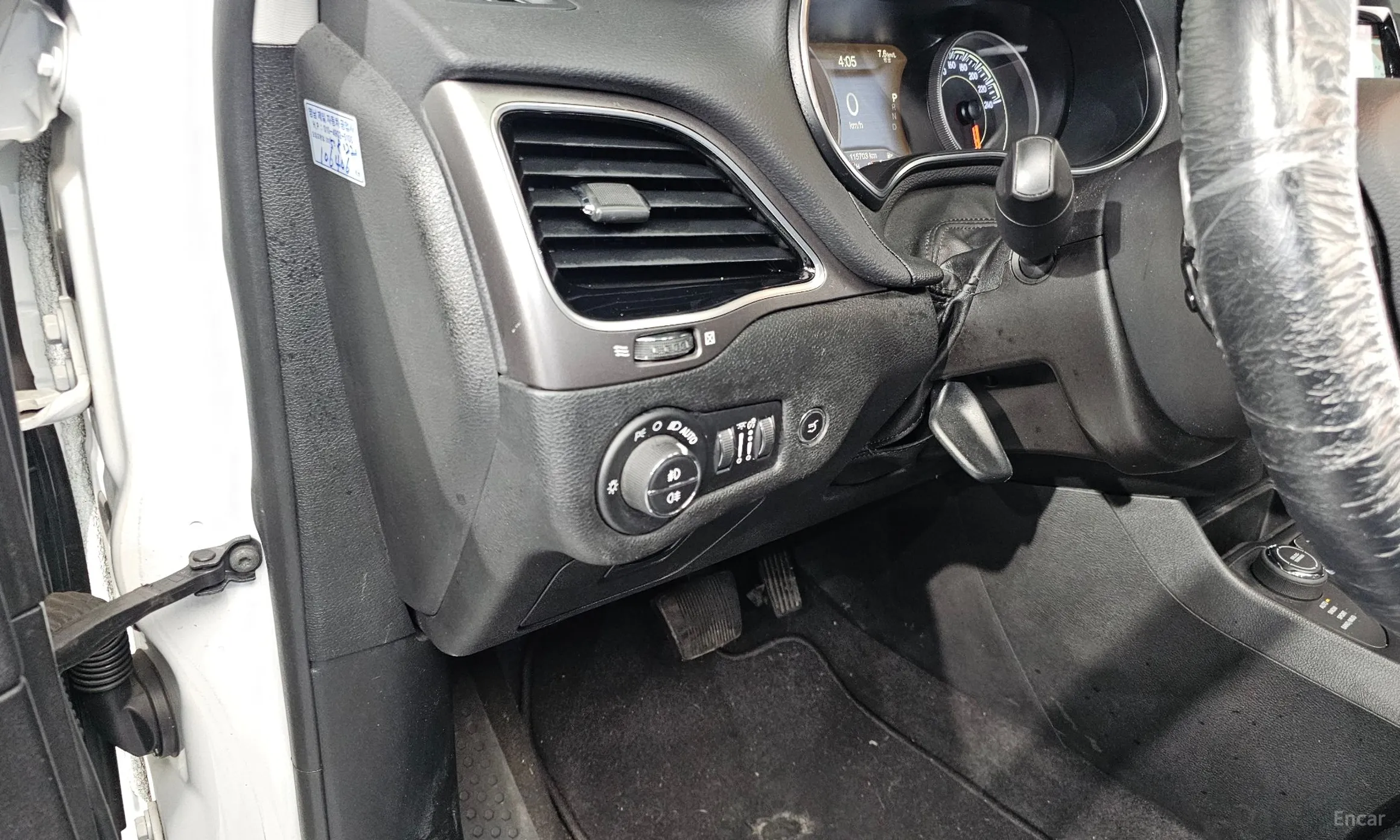 Jeep Cherokee (KL) превью 14