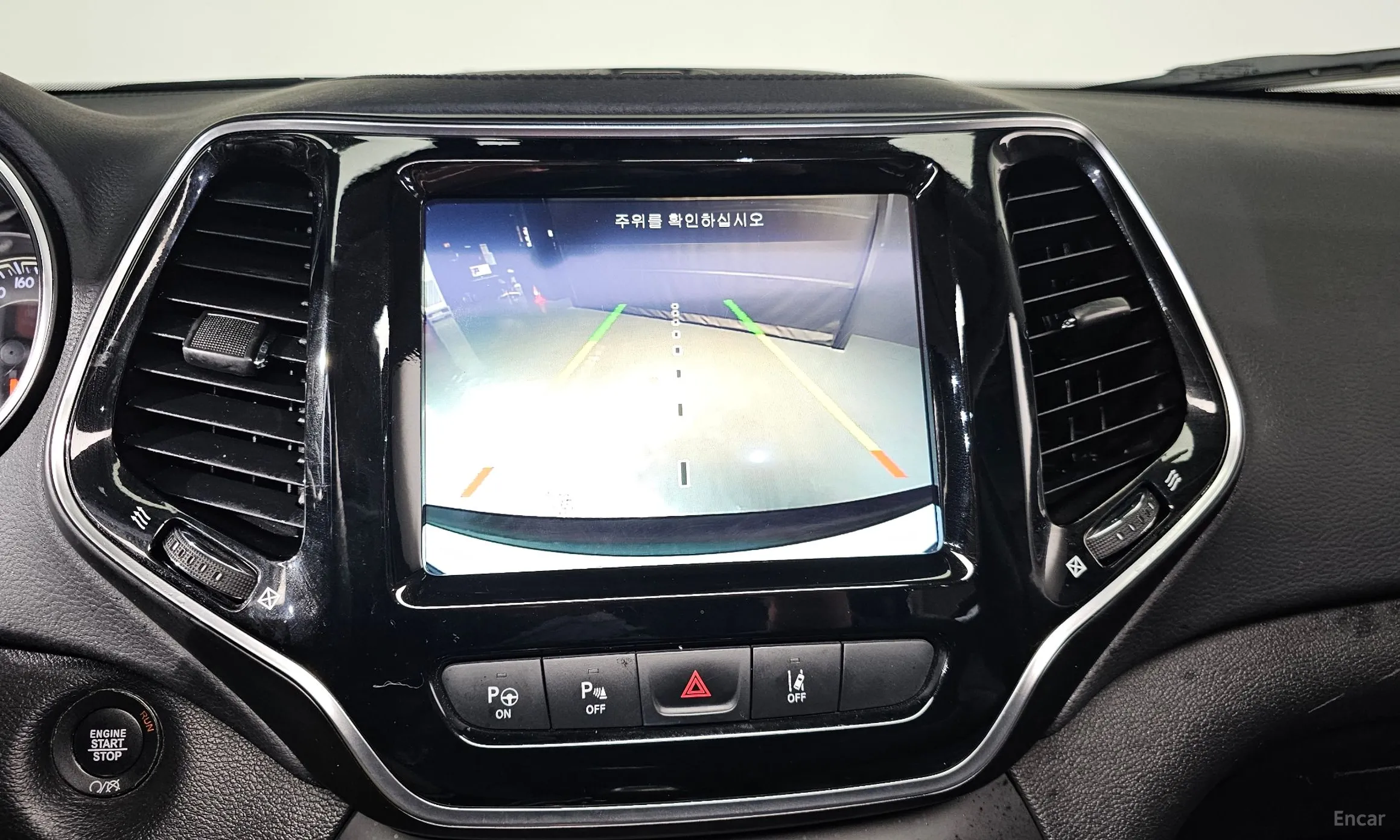 Jeep Cherokee (KL) превью 16