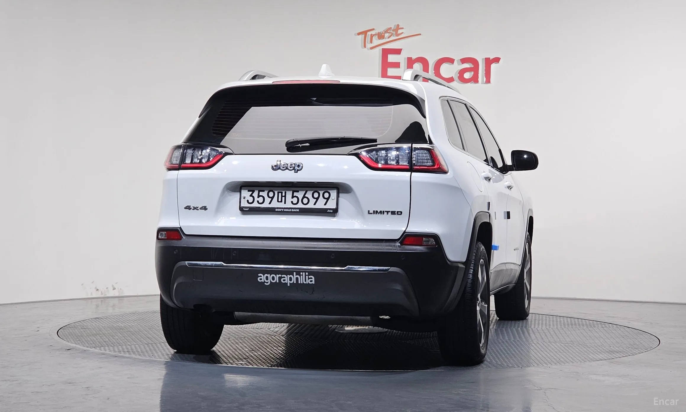 Jeep Cherokee (KL) превью 4