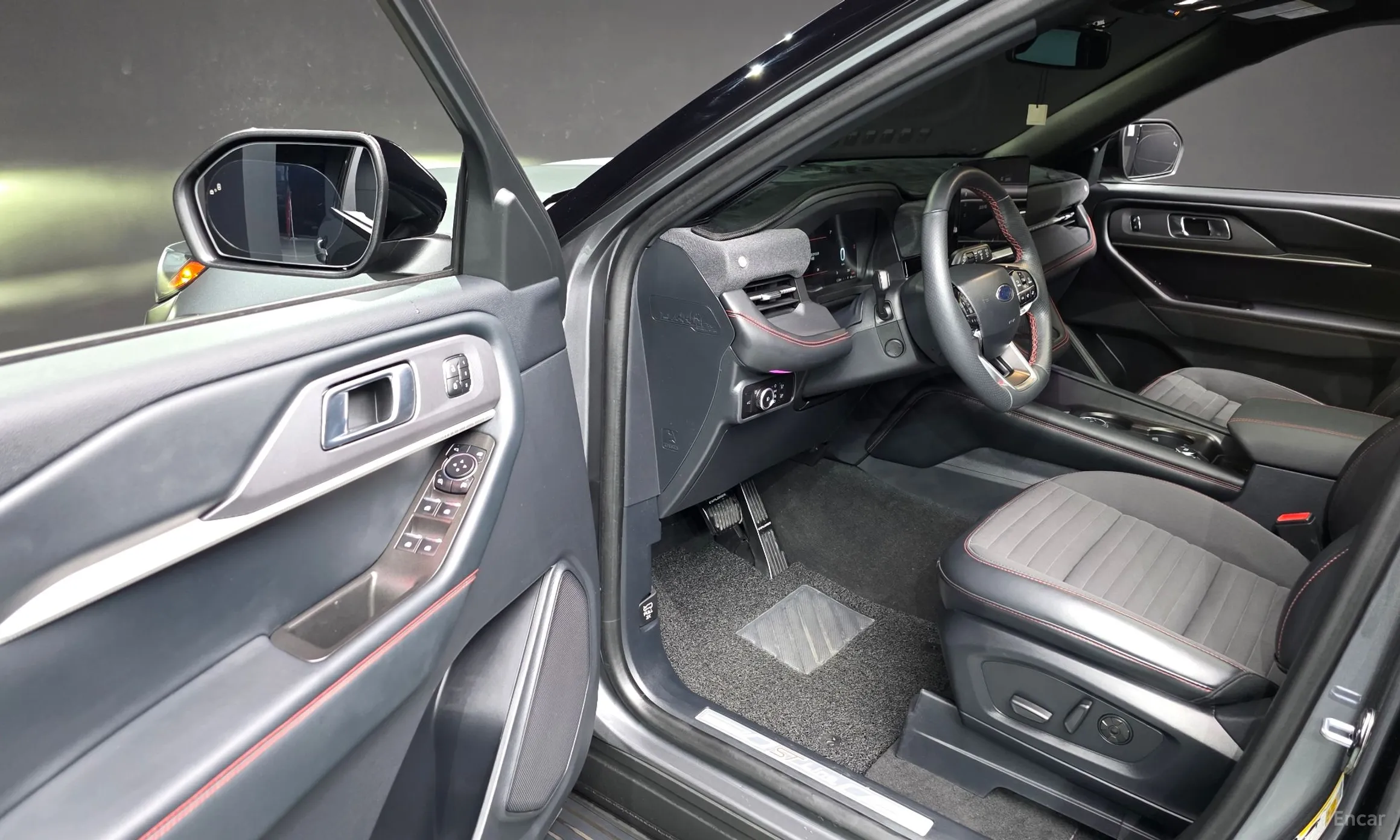 Ford Explorer 6th Generation превью 11