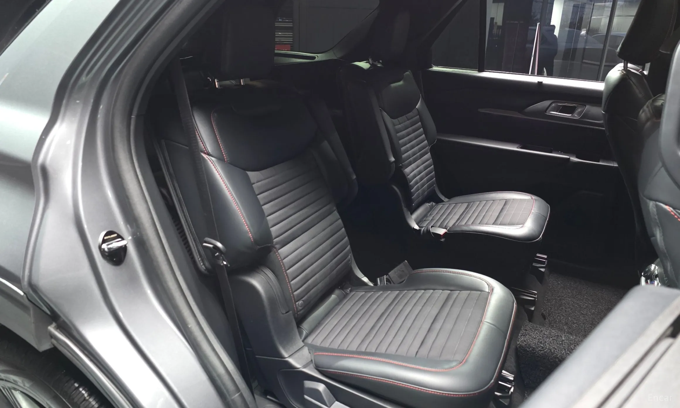 Ford Explorer 6th Generation превью 12