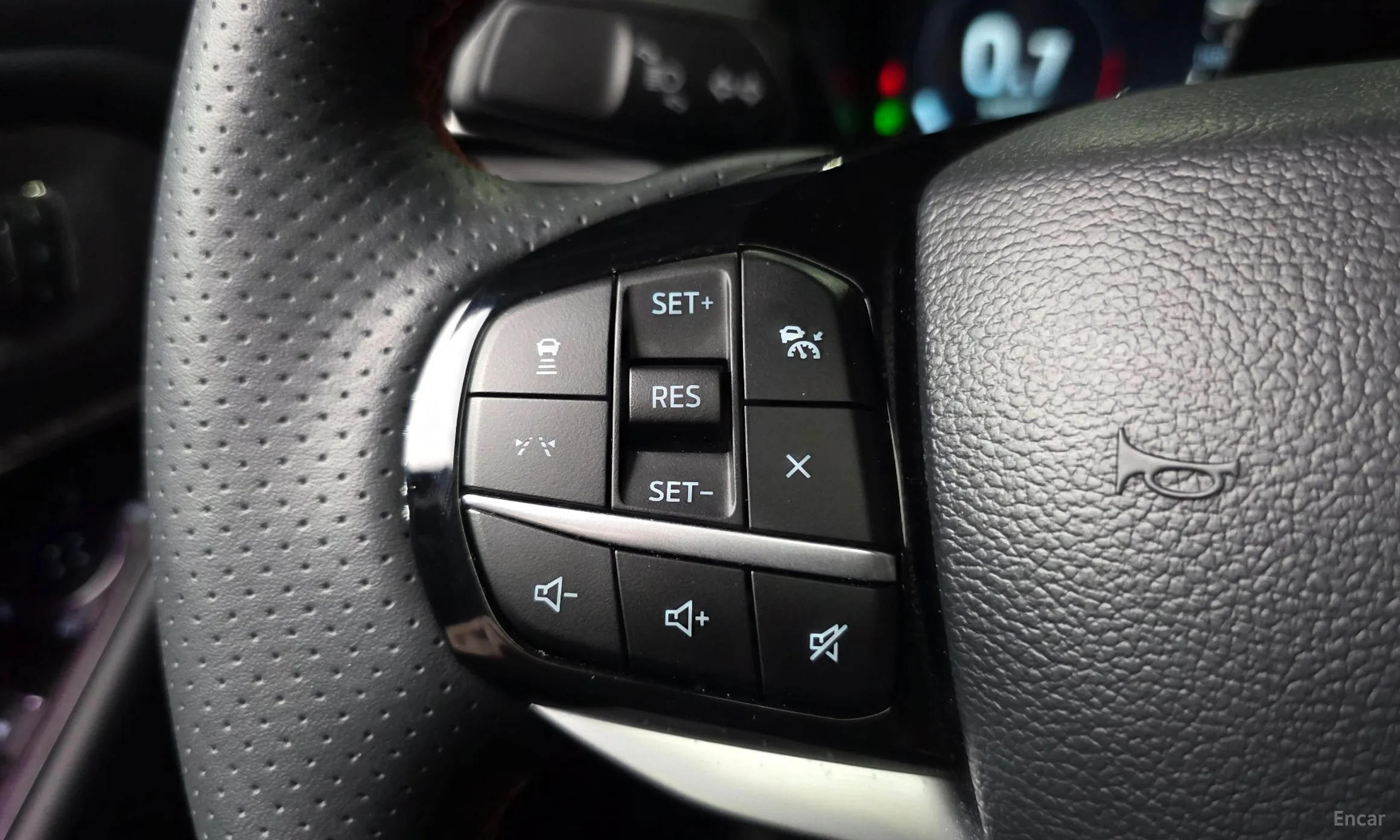 Ford Explorer 6th Generation превью 19