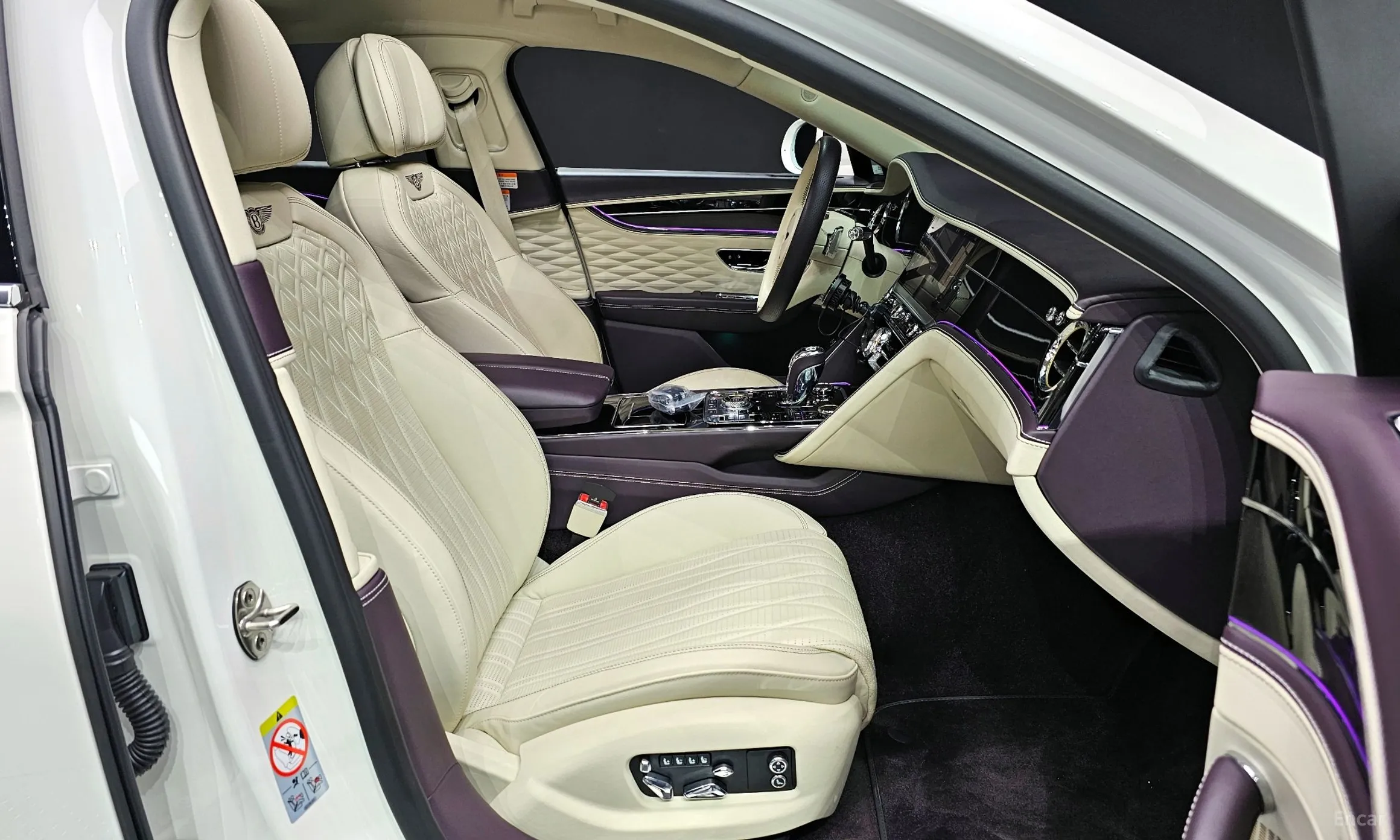 Bentley Flying Spur 3rd Generation превью 10
