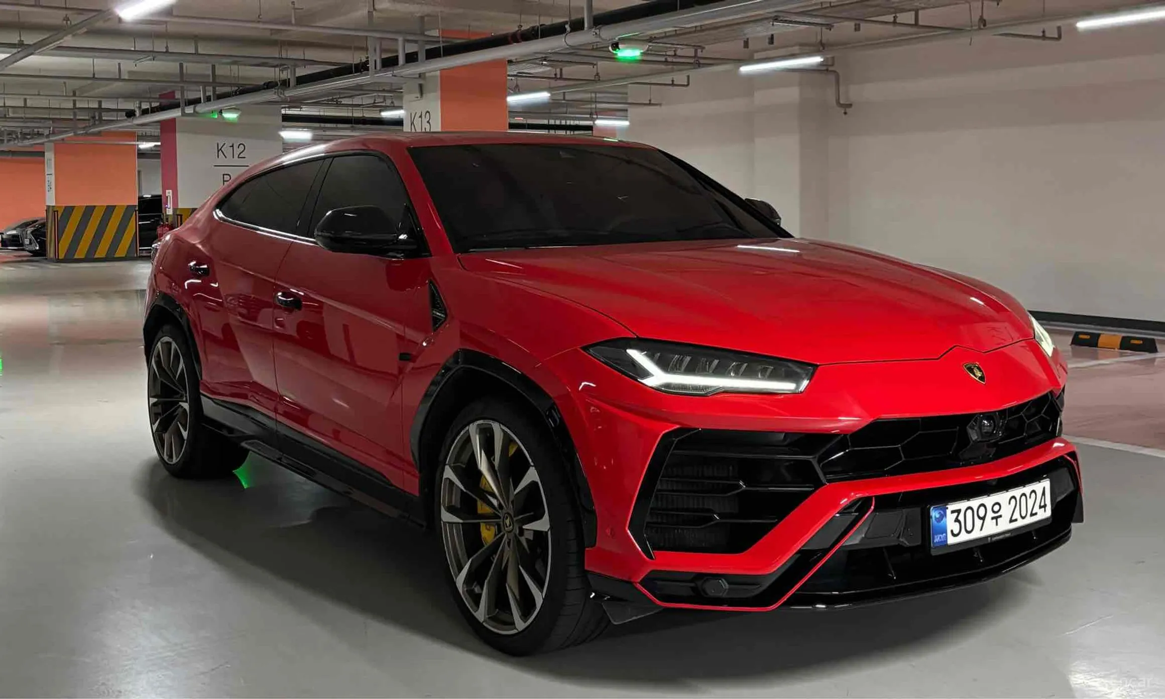 Lamborghini Urus превью 3