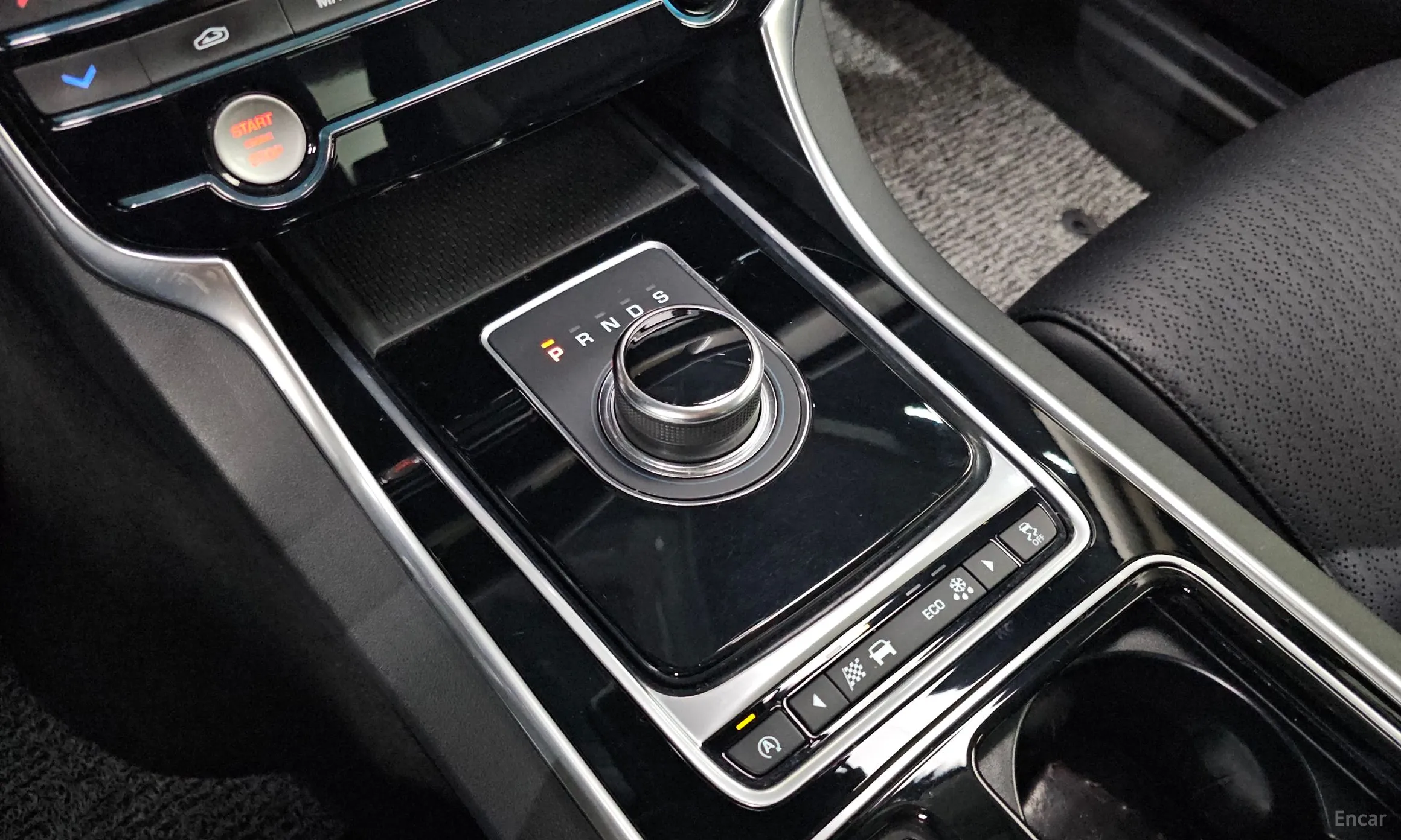 Jaguar XF (x260) превью 9