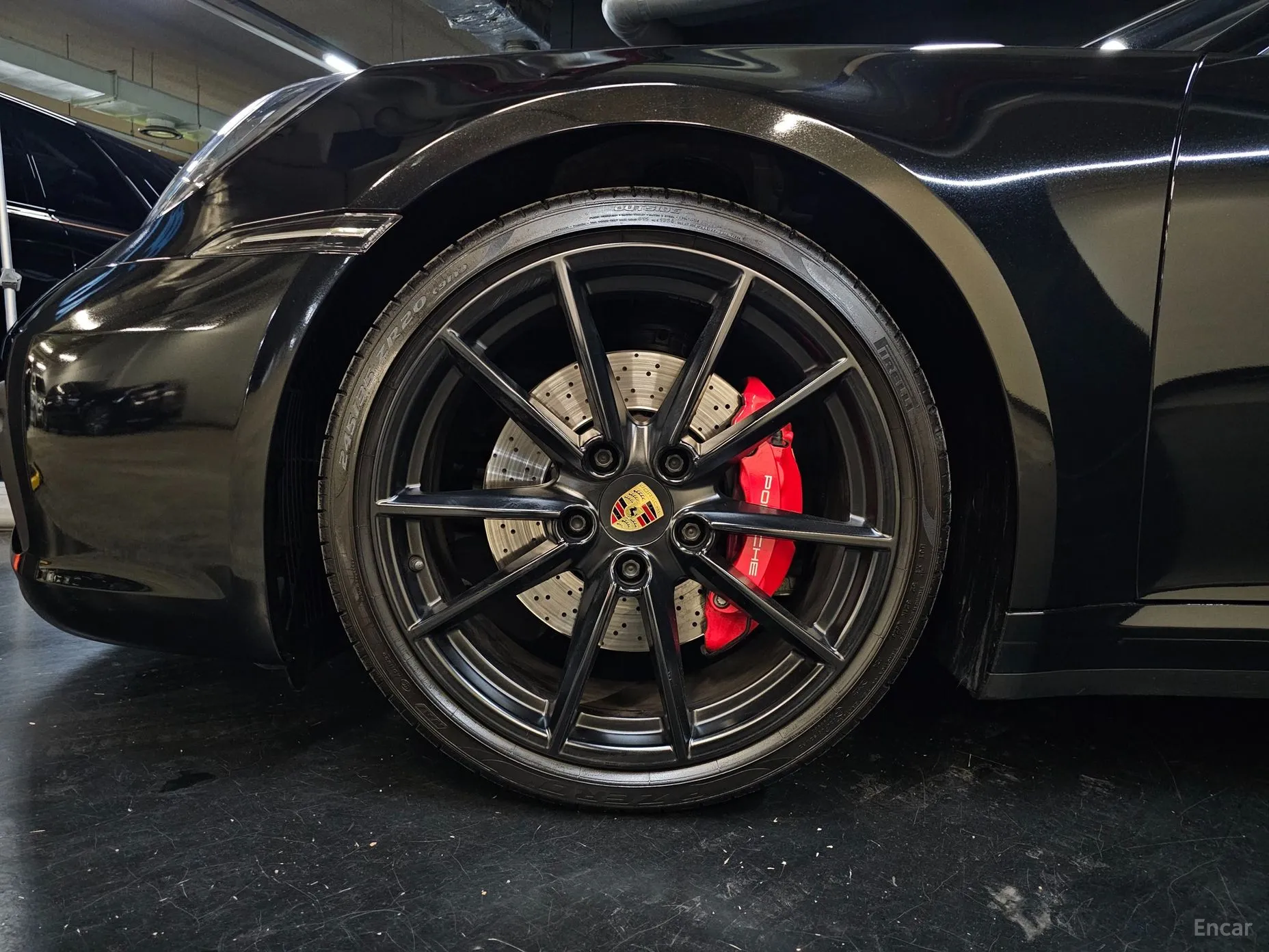 Porsche 911 (992) превью 6