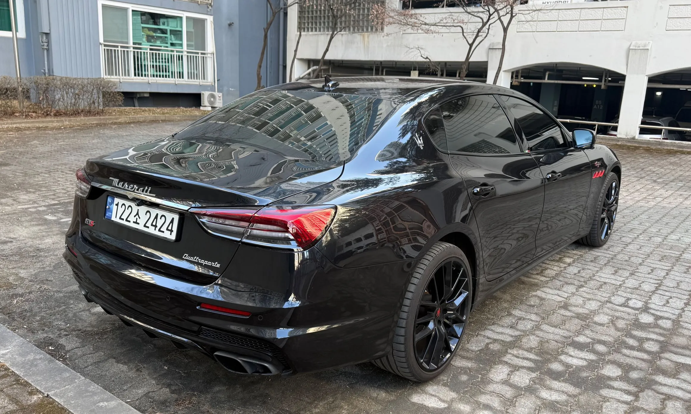 Maserati Quattroporte превью 2