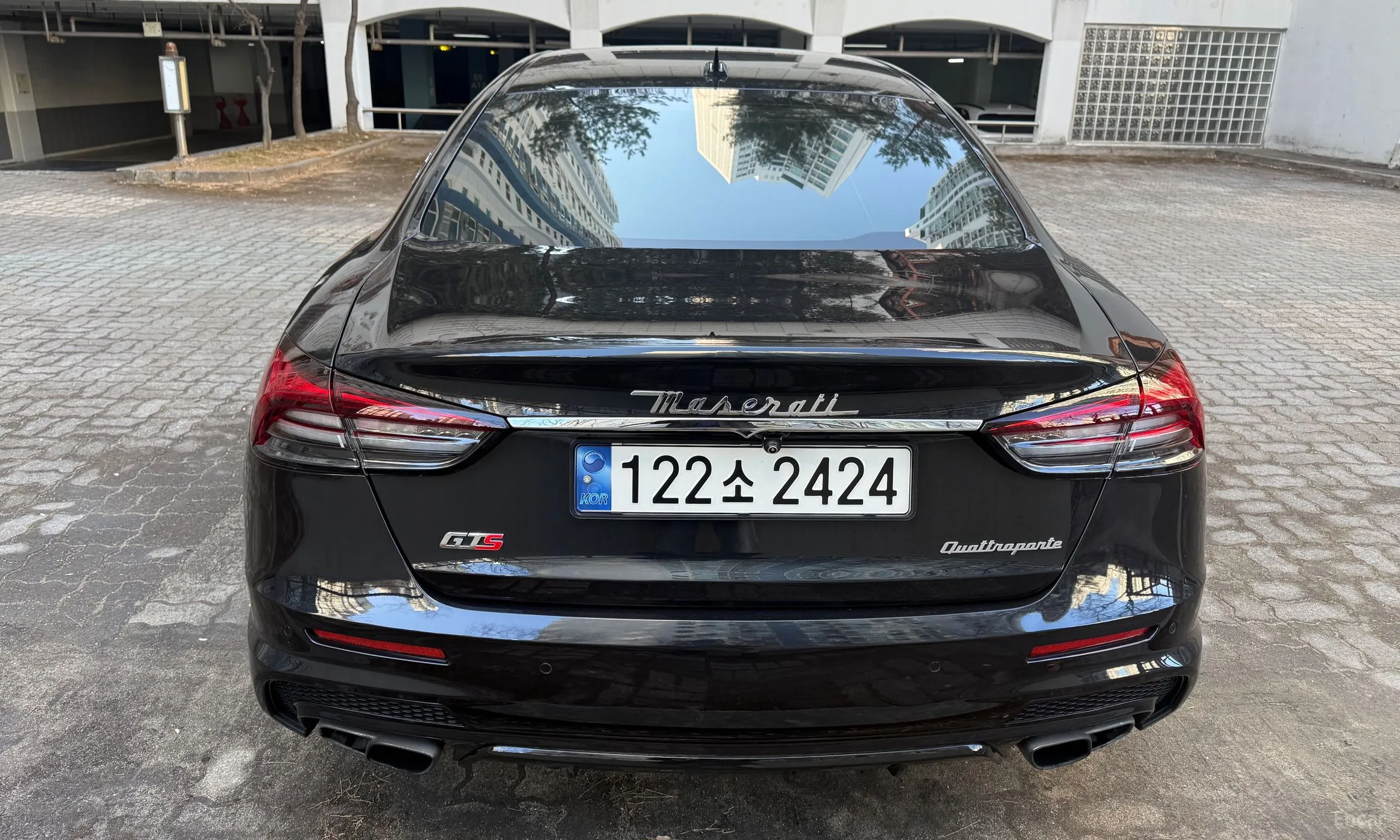 Maserati Quattroporte превью 4