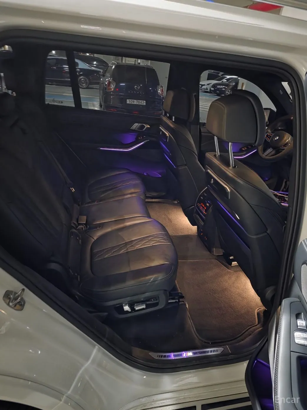BMW X7 (G07) превью 11