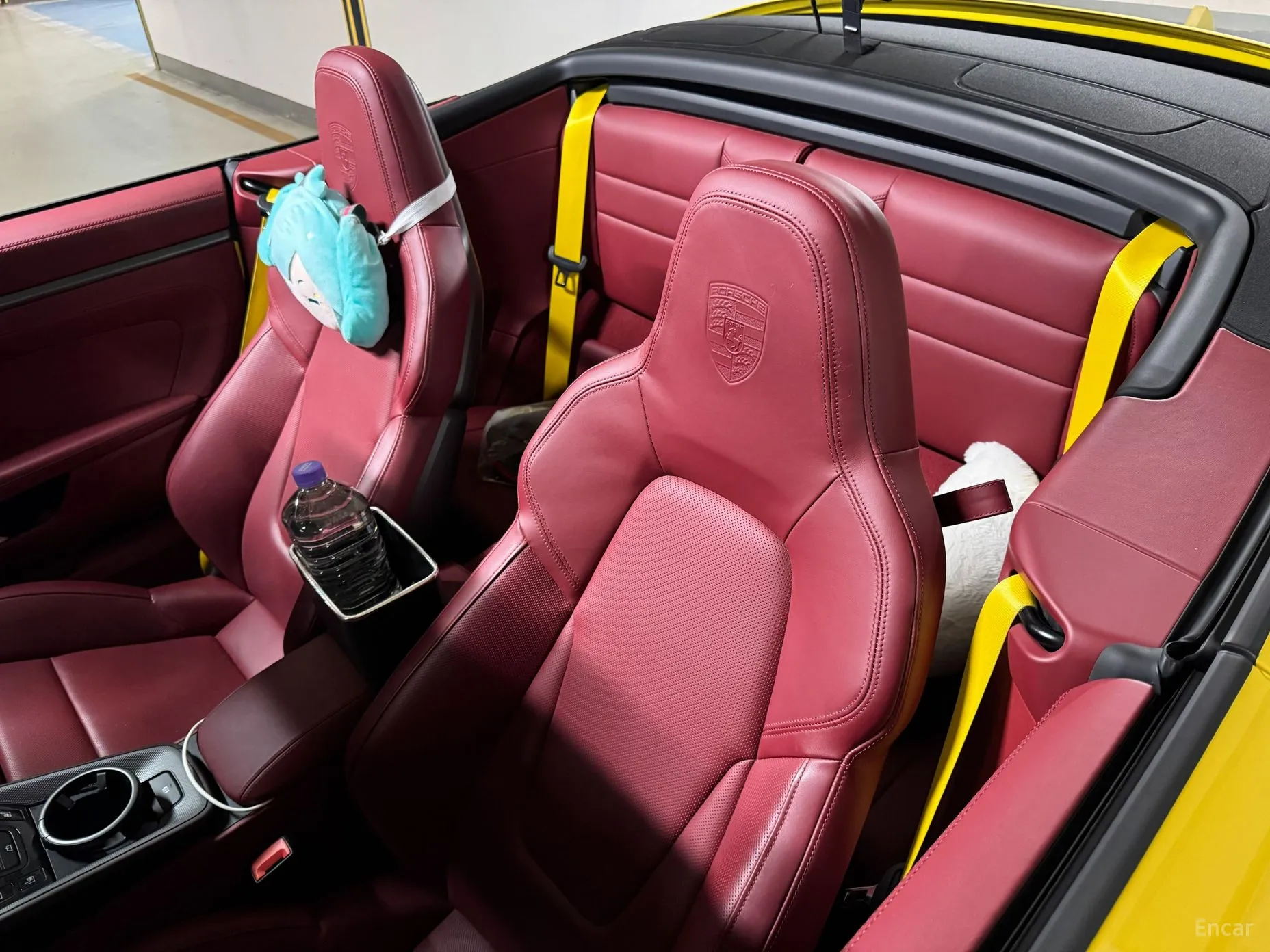 Porsche 911 (992) превью 11