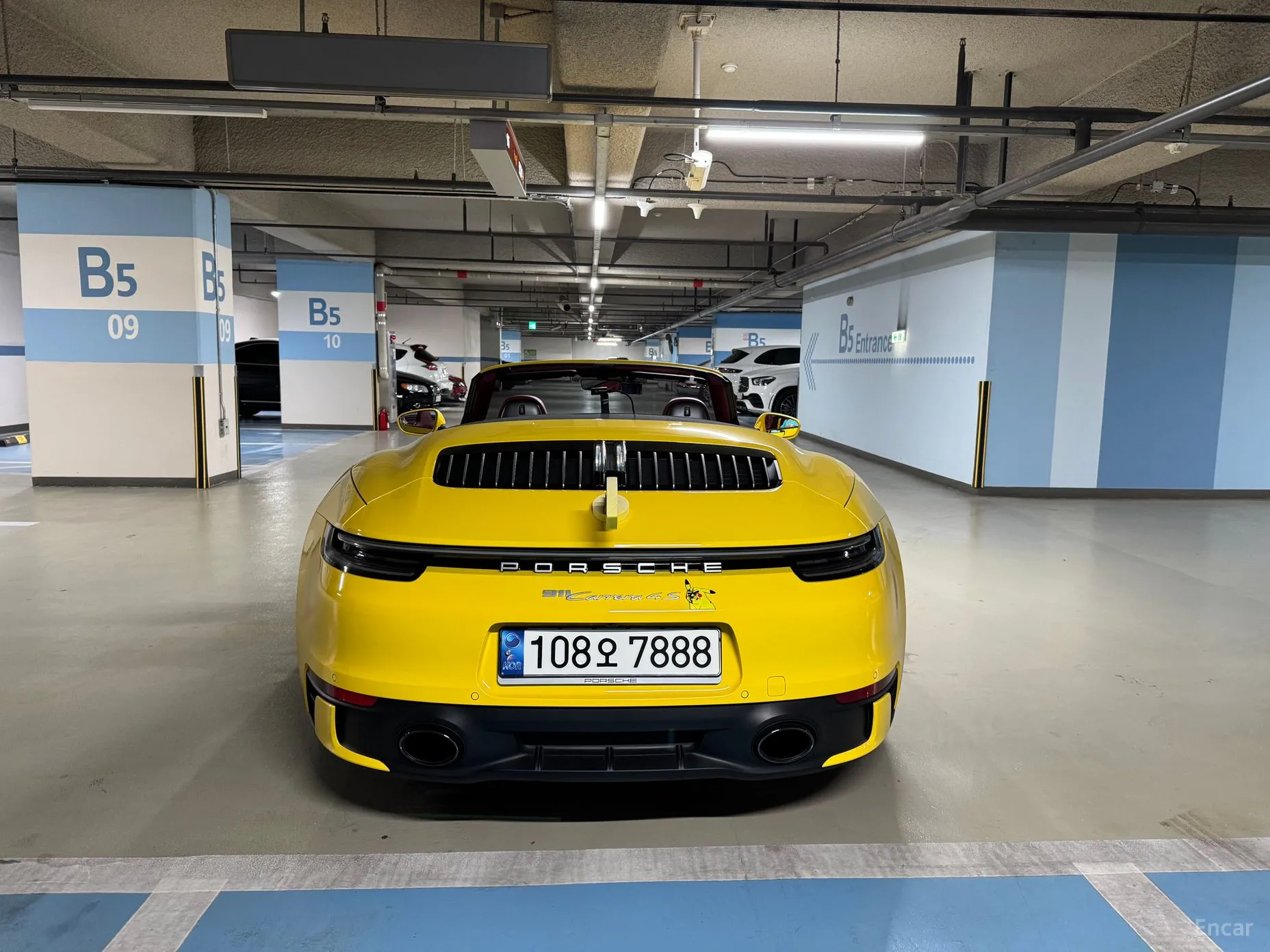 Porsche 911 (992) превью 4
