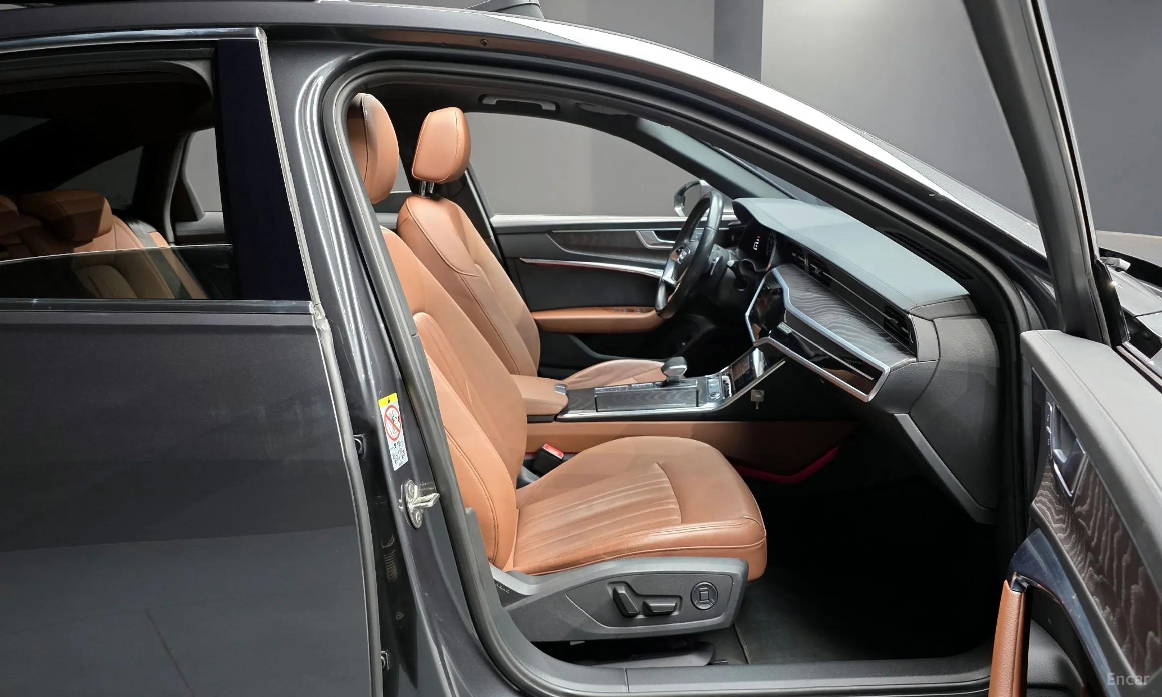 Audi A6 (C8) превью 10