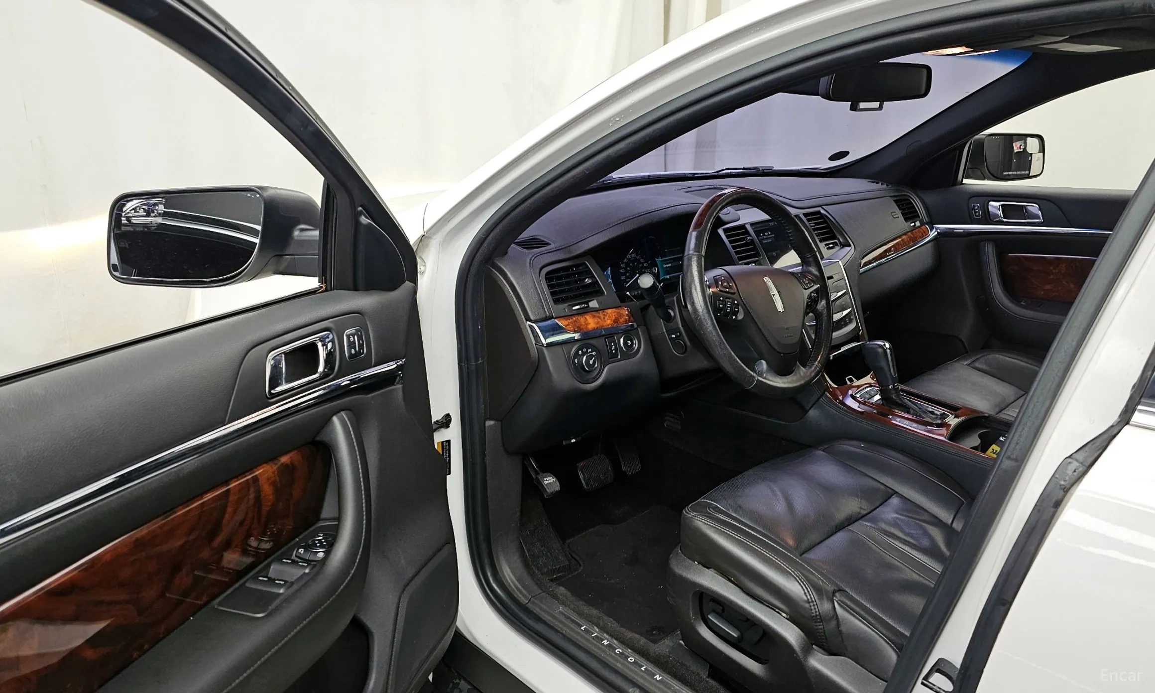 Lincoln New MKS превью 10
