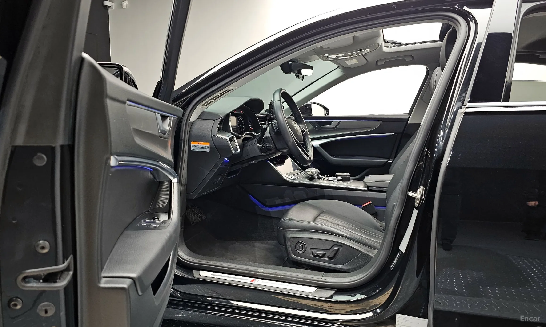 Audi A6 (C8) превью 10