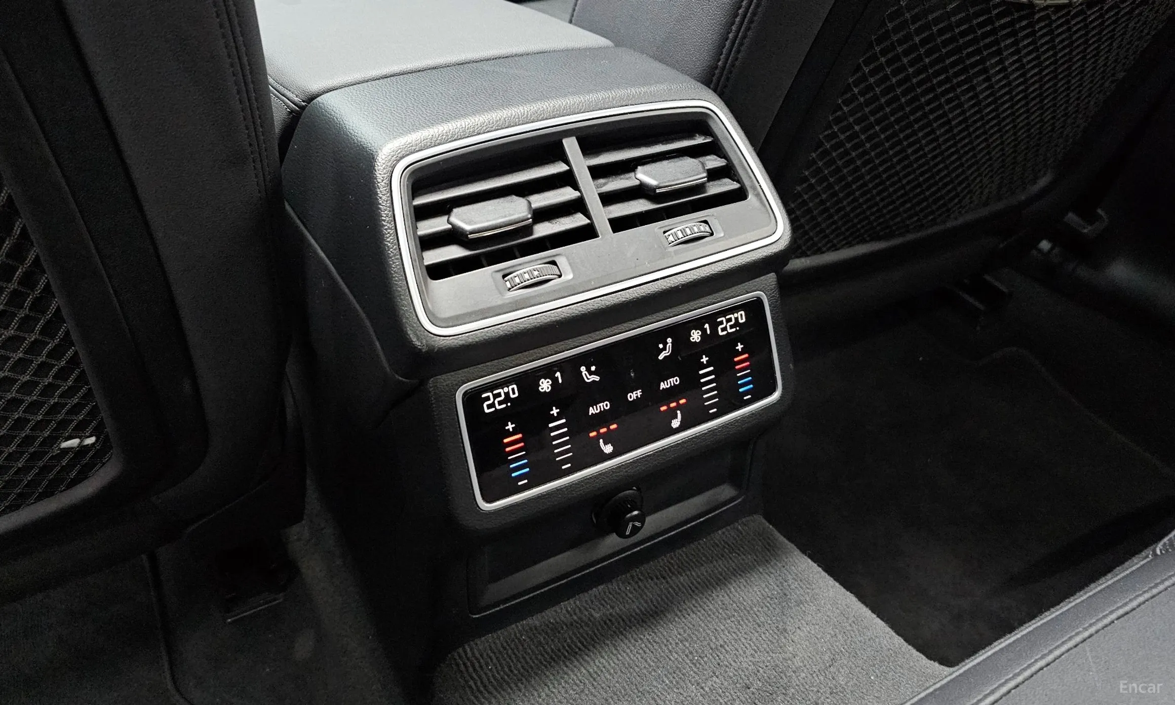 Audi A6 (C8) превью 15