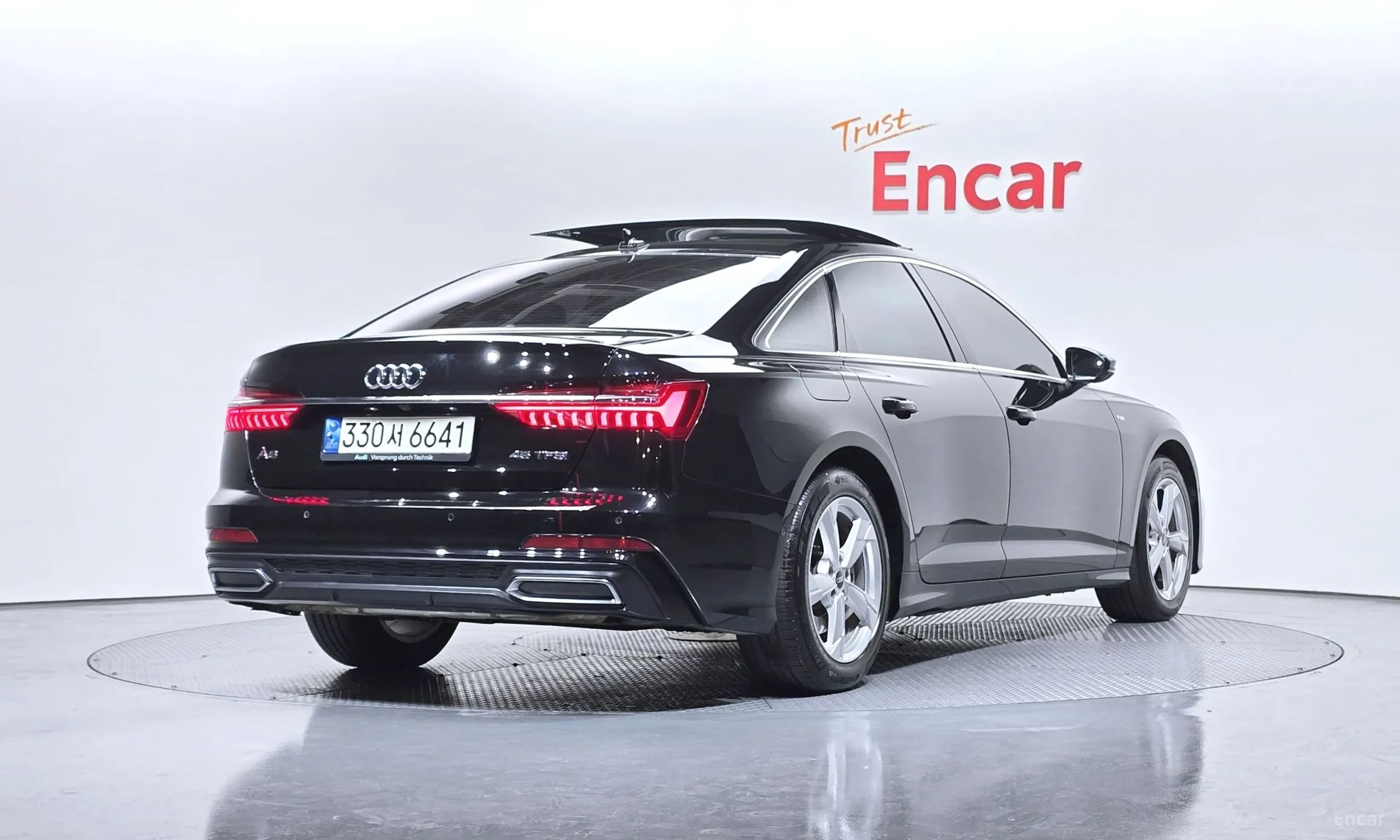Audi A6 (C8)