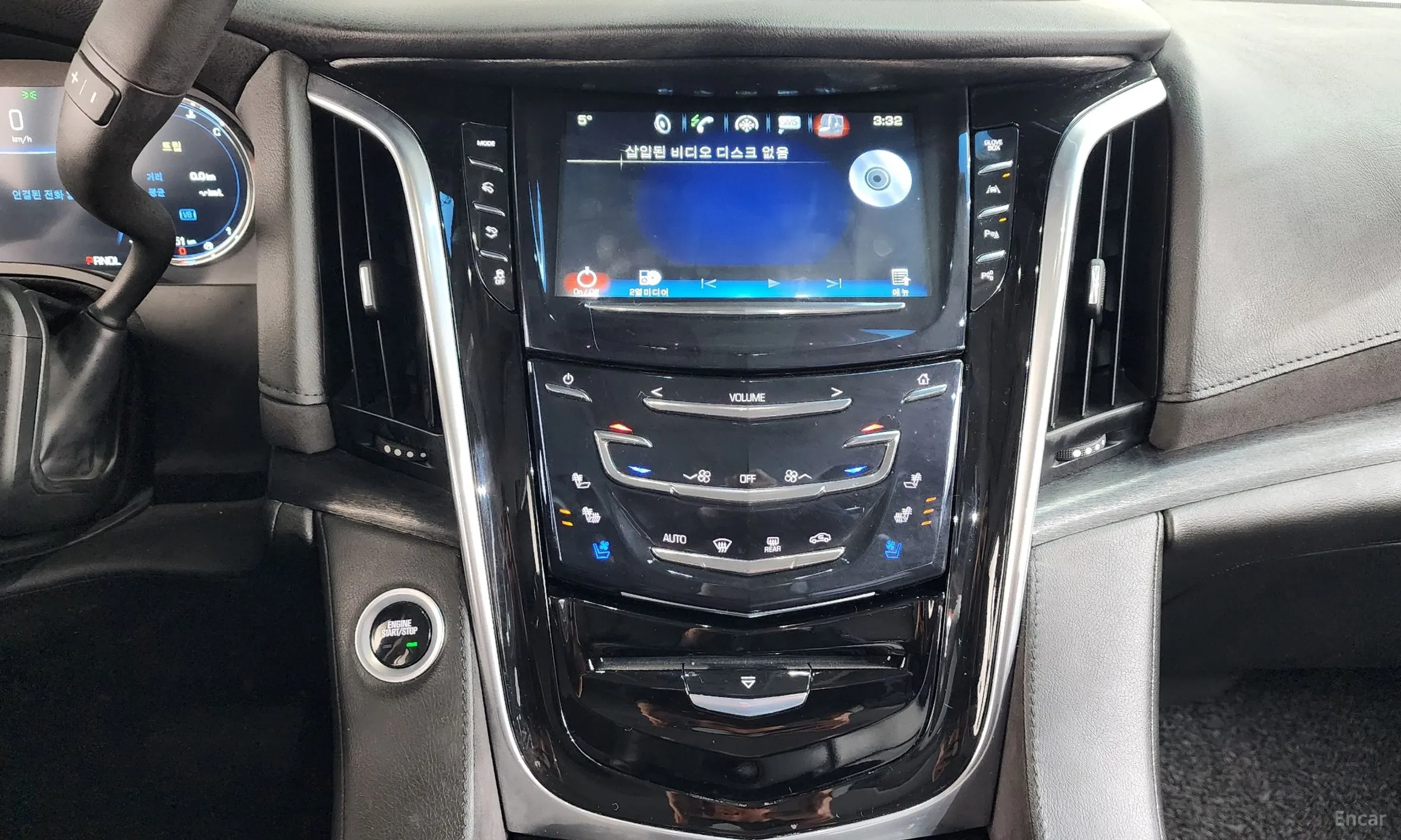 Cadillac Escalade превью 14