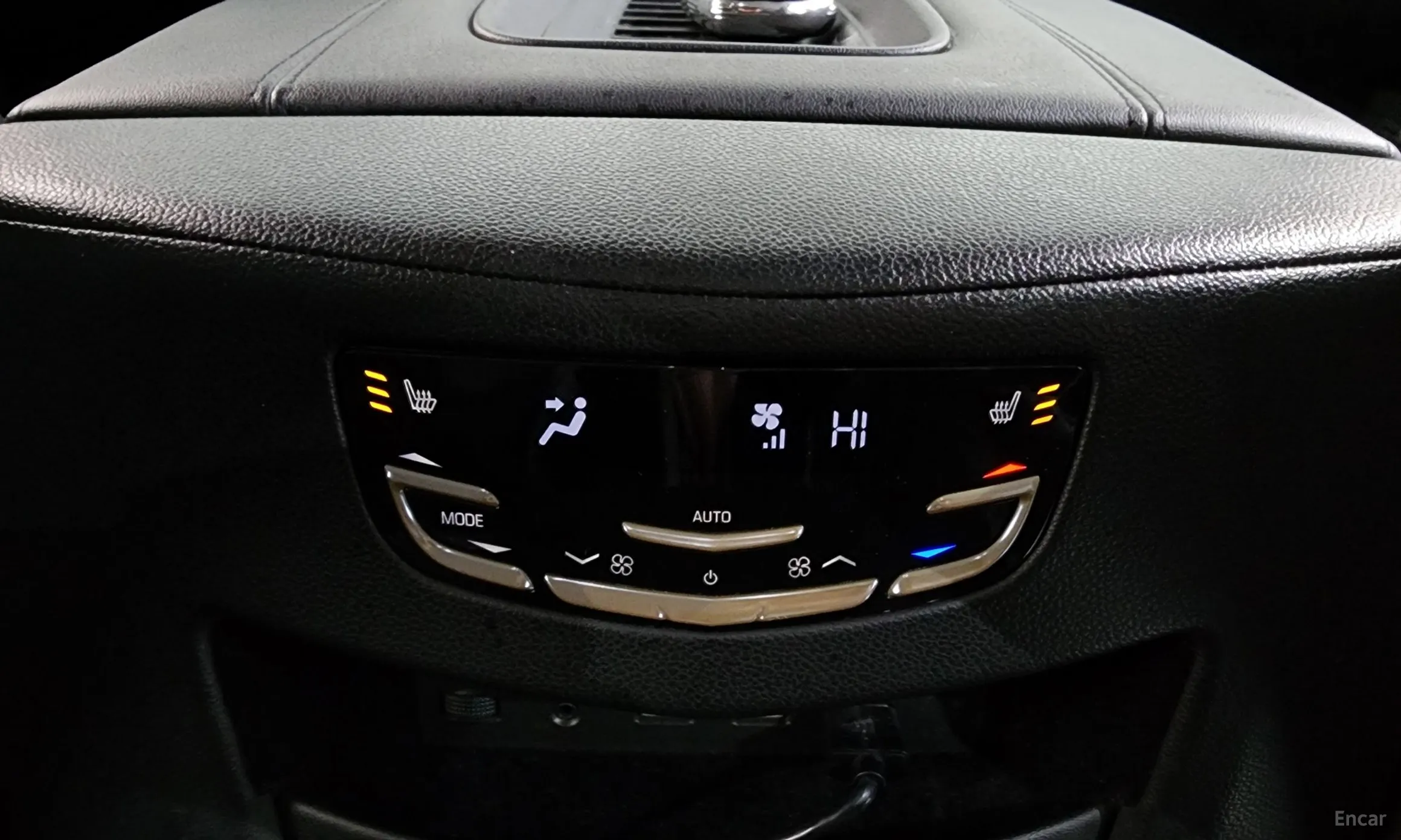 Cadillac Escalade превью 18