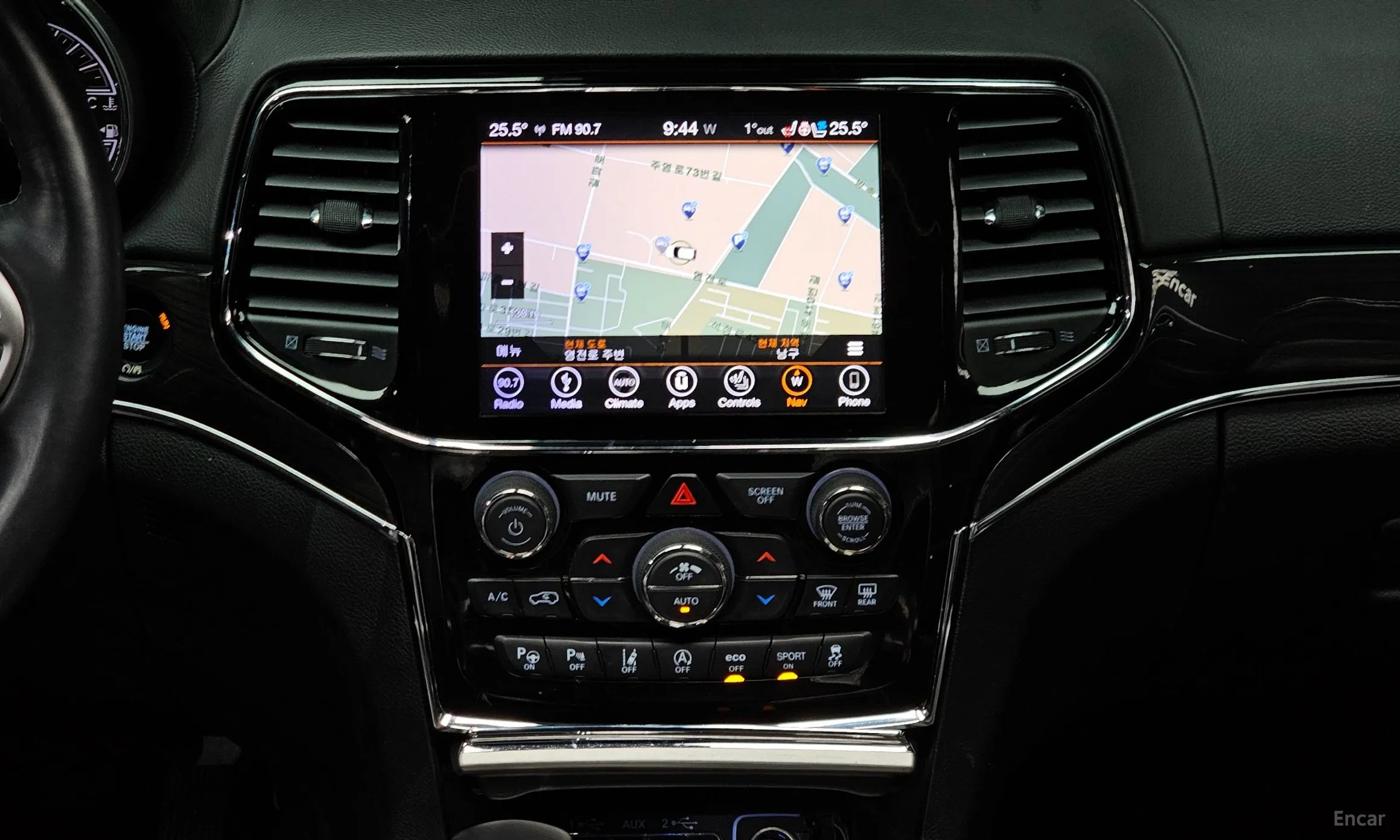 Jeep Grand Cherokee превью 14