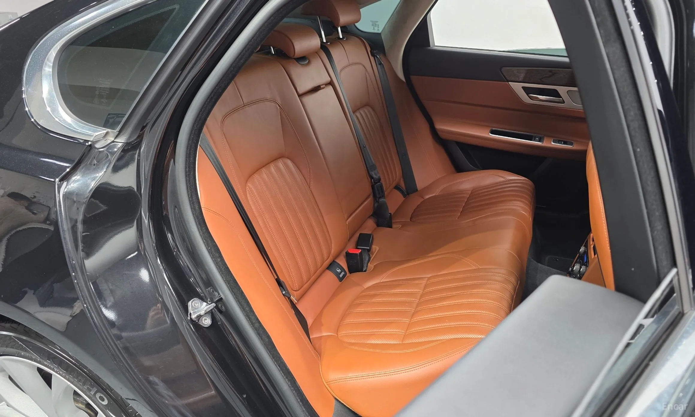 Jaguar XF (x260) превью 12