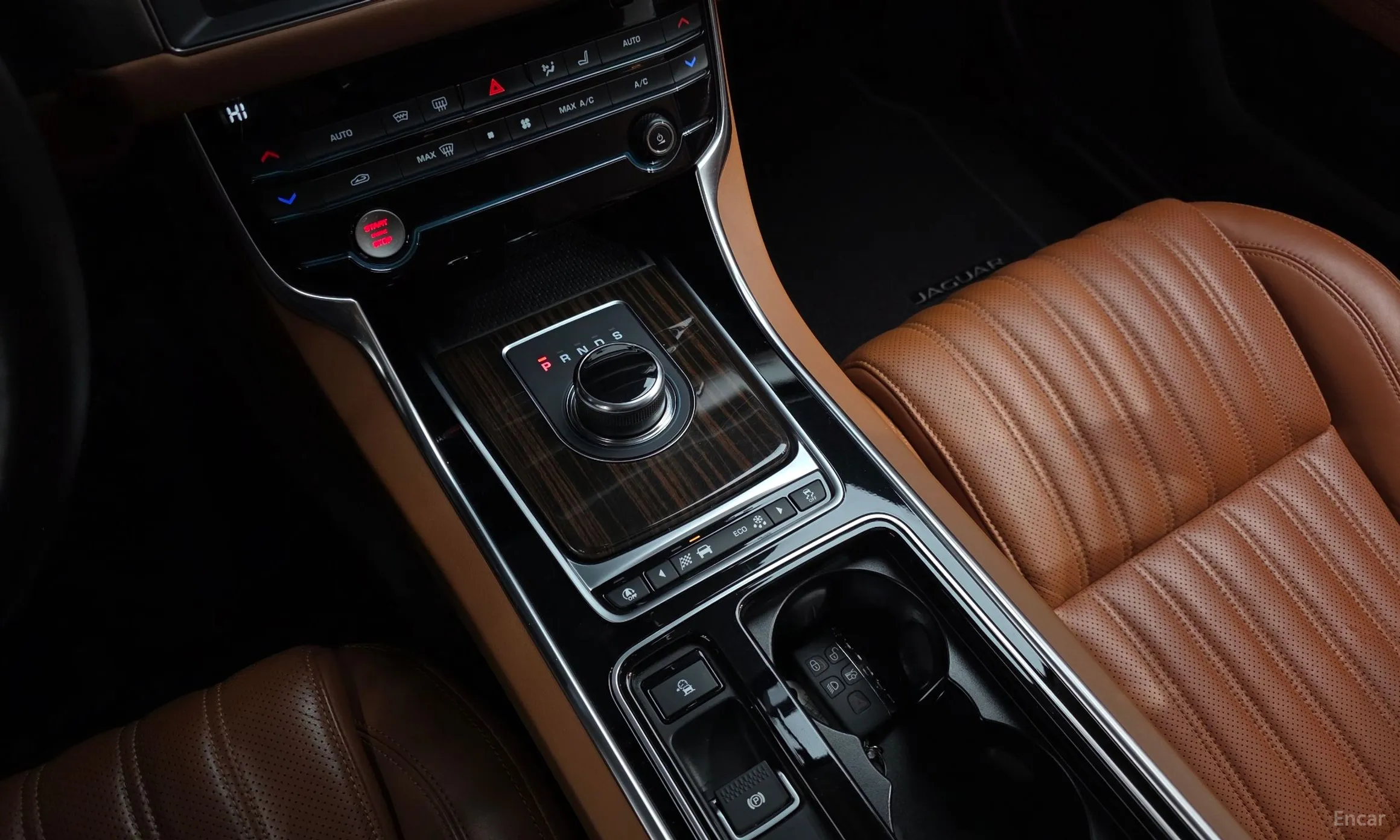 Jaguar XF (x260) превью 9
