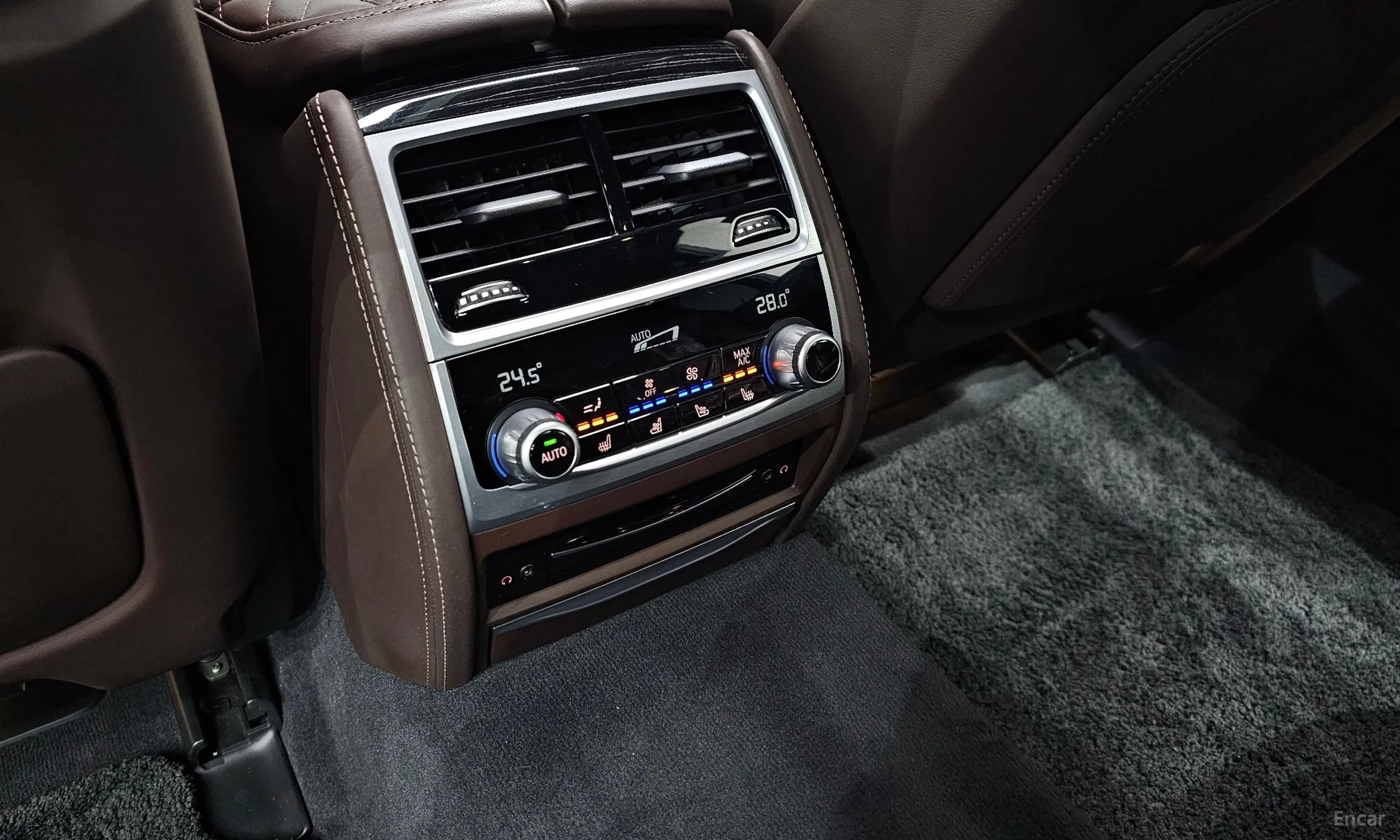 BMW 7 Series (G11) превью 19
