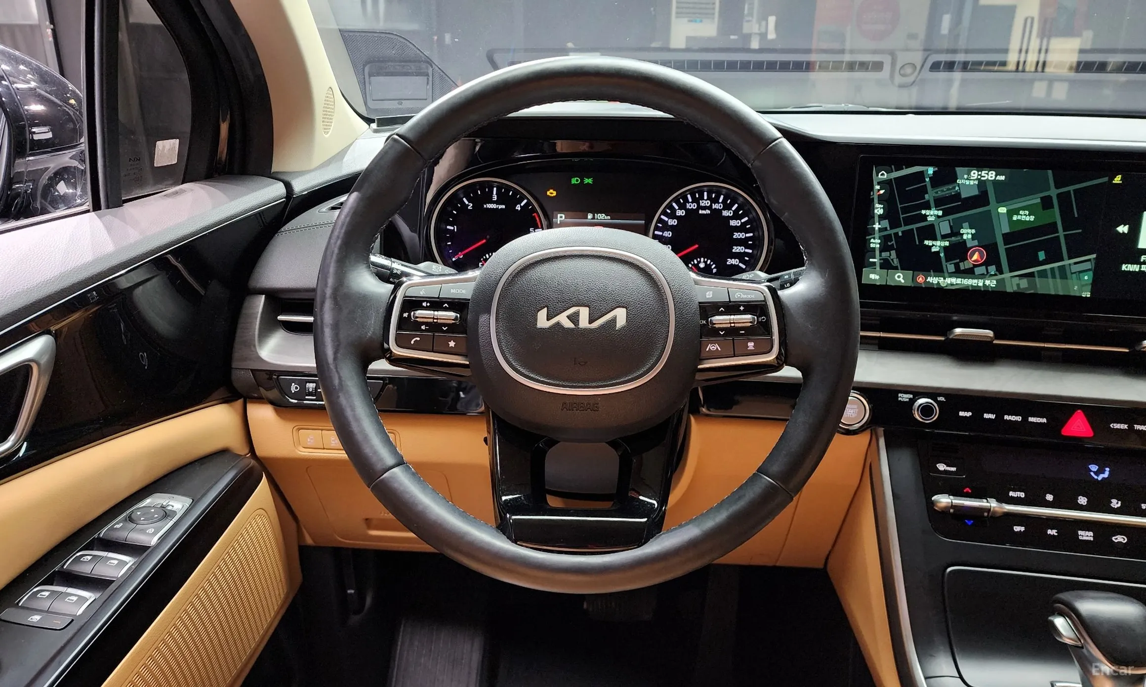 Kia Carnival Gen 4 превью 14