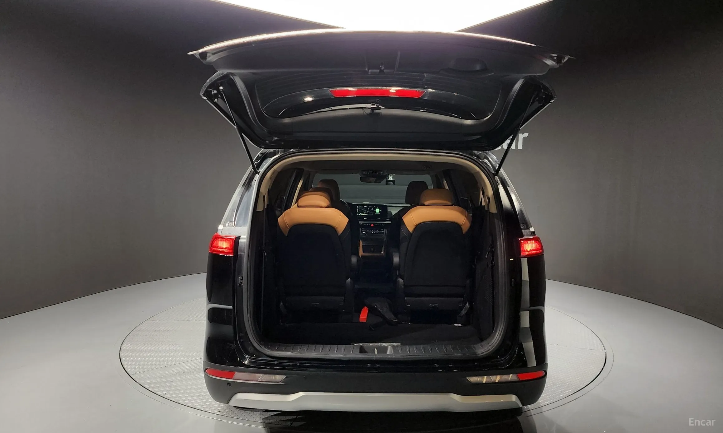 Kia Carnival Gen 4 превью 20