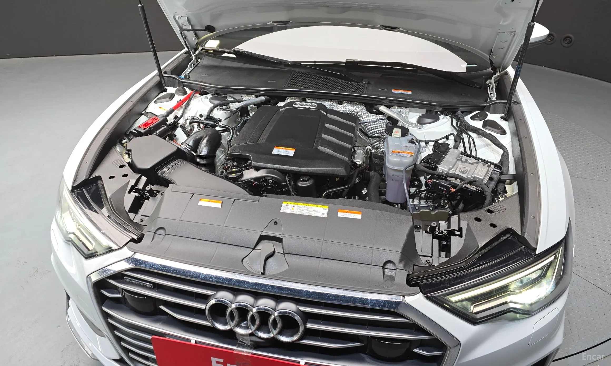 Audi A6 (C8) превью 6